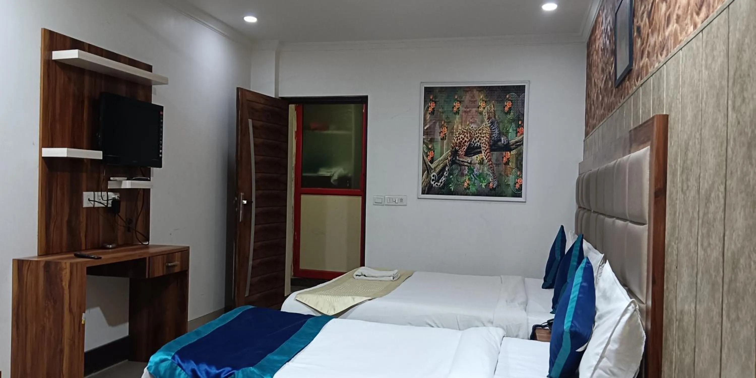 Bedroom, Bed in Hotel RTS Plaza Near IGI Airport
