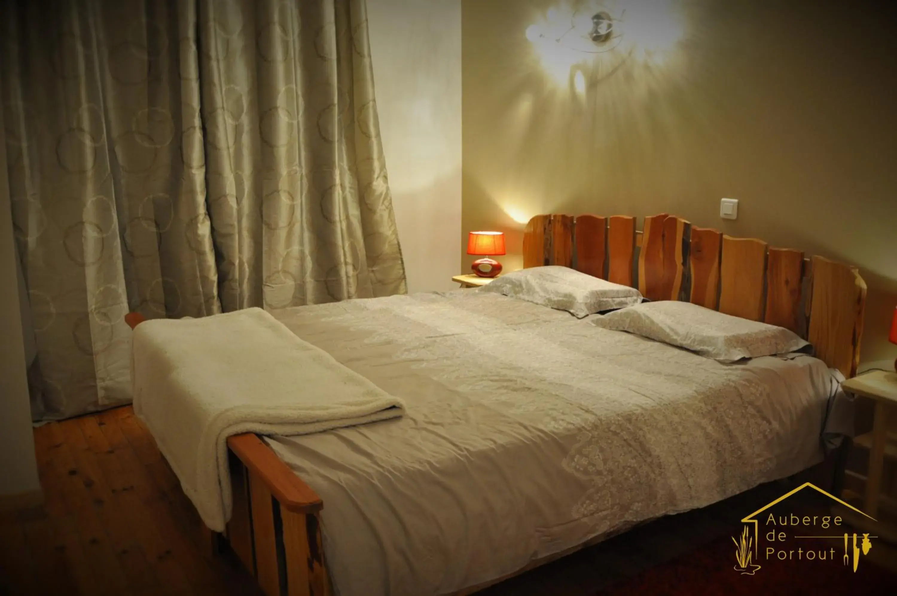 Standard Double or Twin Room - single occupancy in Auberge de Portout Standard Double or Twin Room - single occupancy in Auberge de Portout