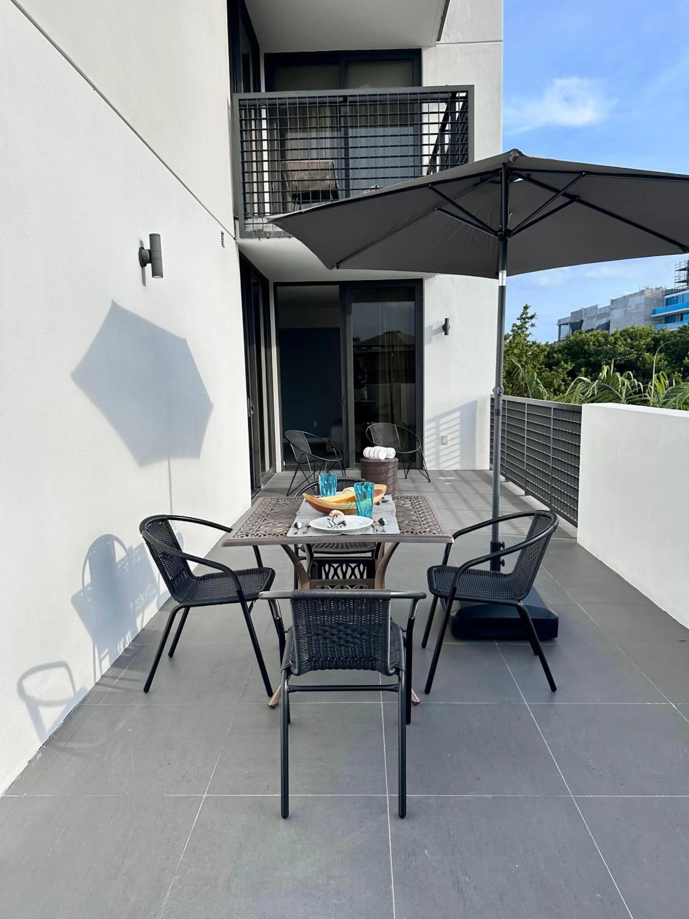 Balcony/Terrace in Bay Breeze Premium Apartments by Eskape Collection