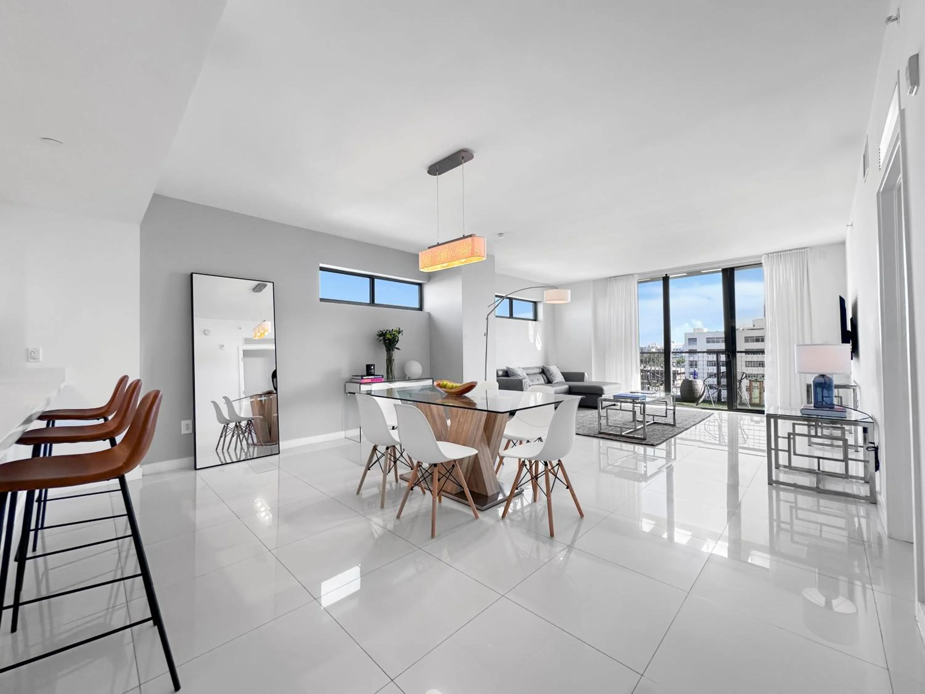 Balcony/Terrace in Bay Breeze Premium Apartments by Eskape Collection