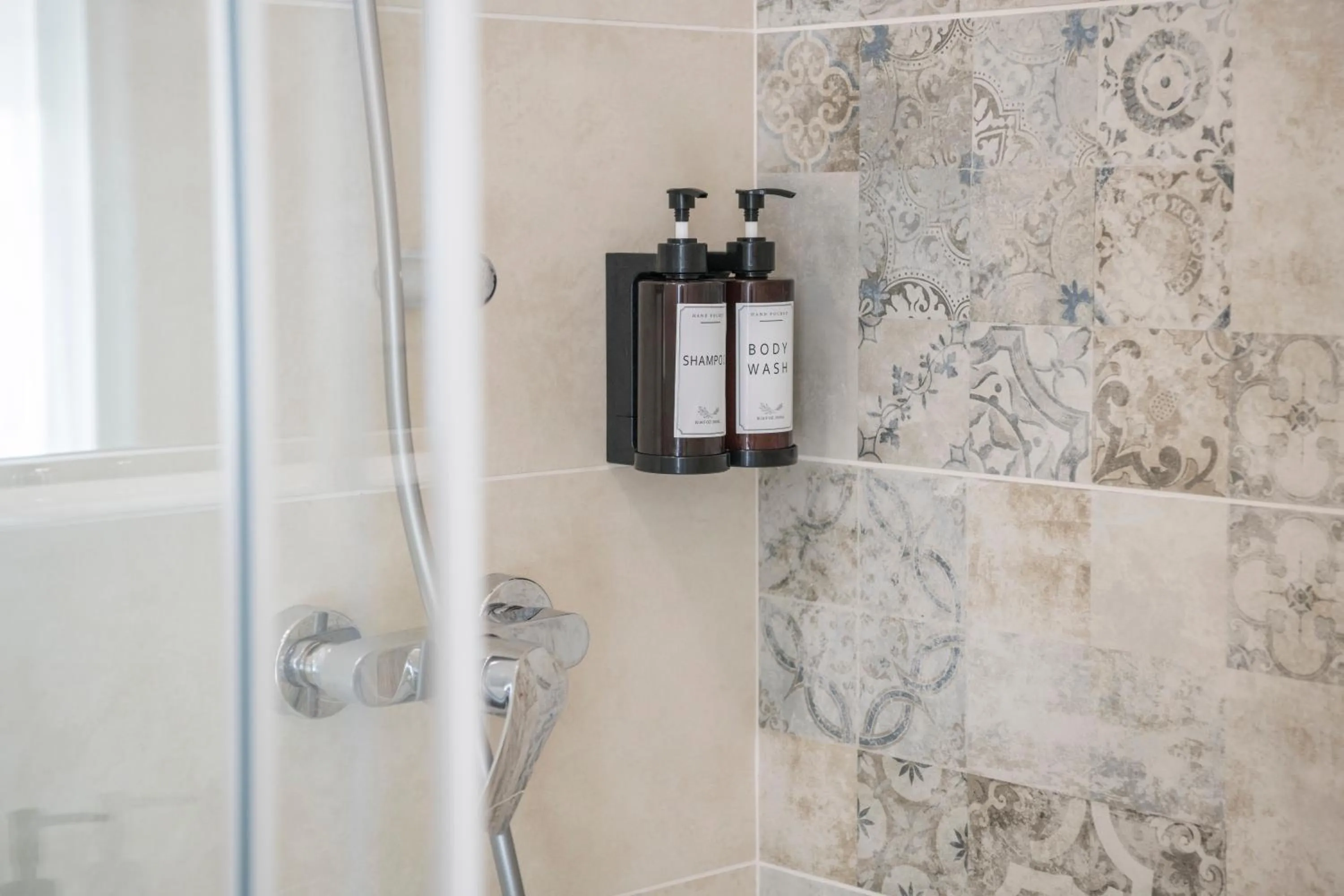 Shower in B&B Al Parco