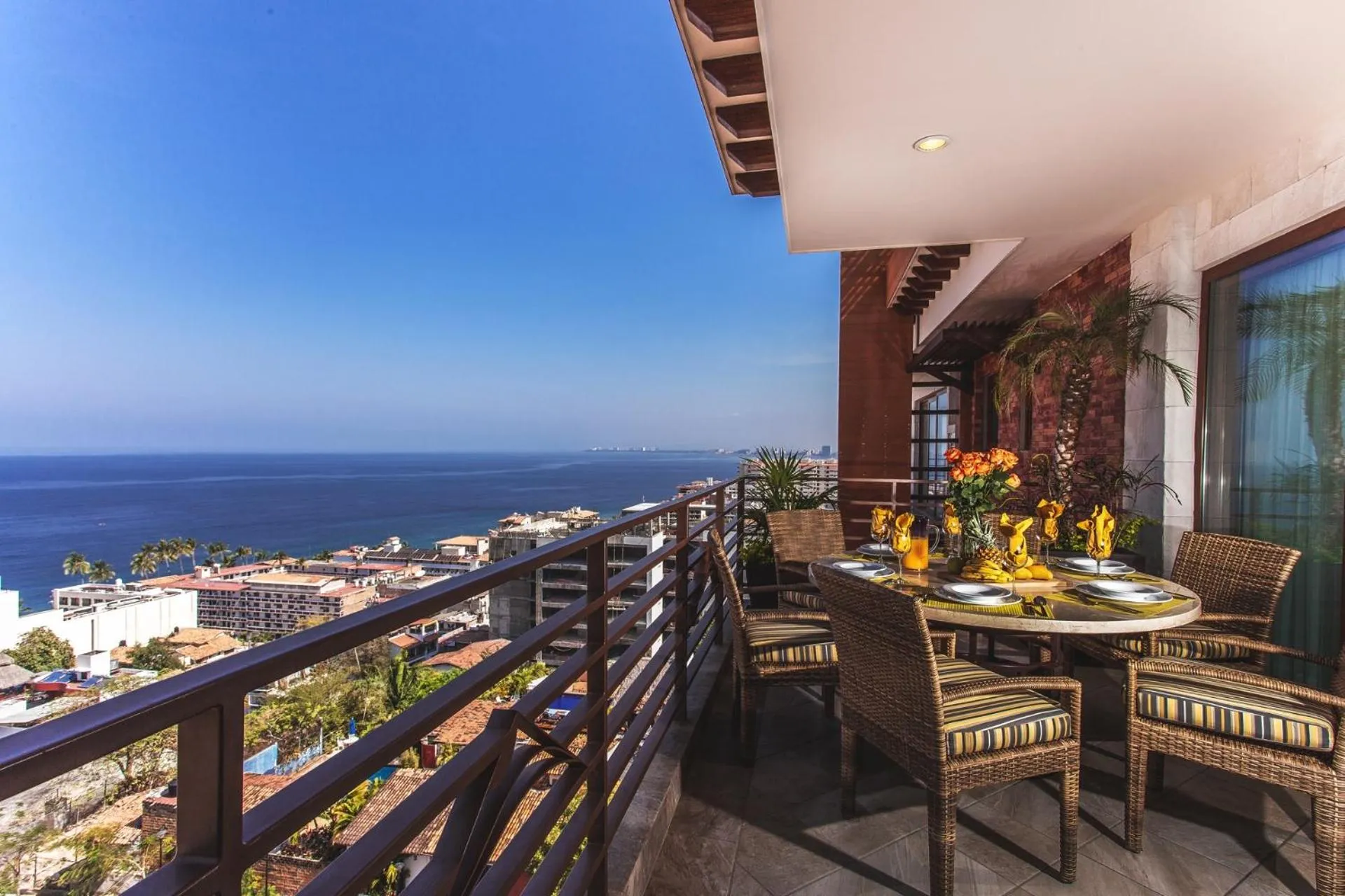 Balcony/Terrace in Pinnacle Resorts 220