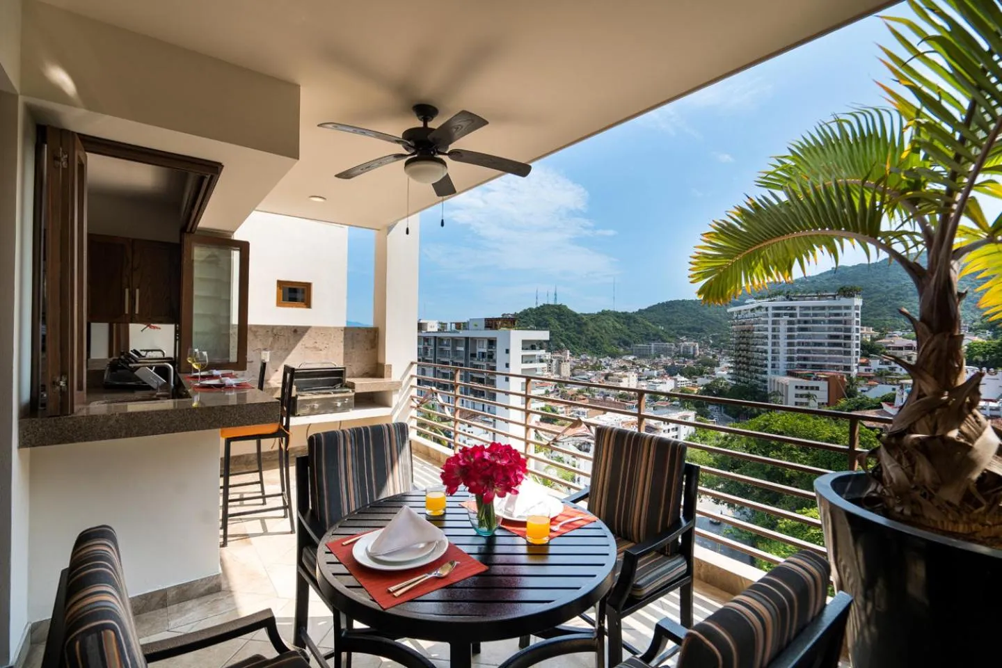 Balcony/Terrace in Pinnacle Resorts 220
