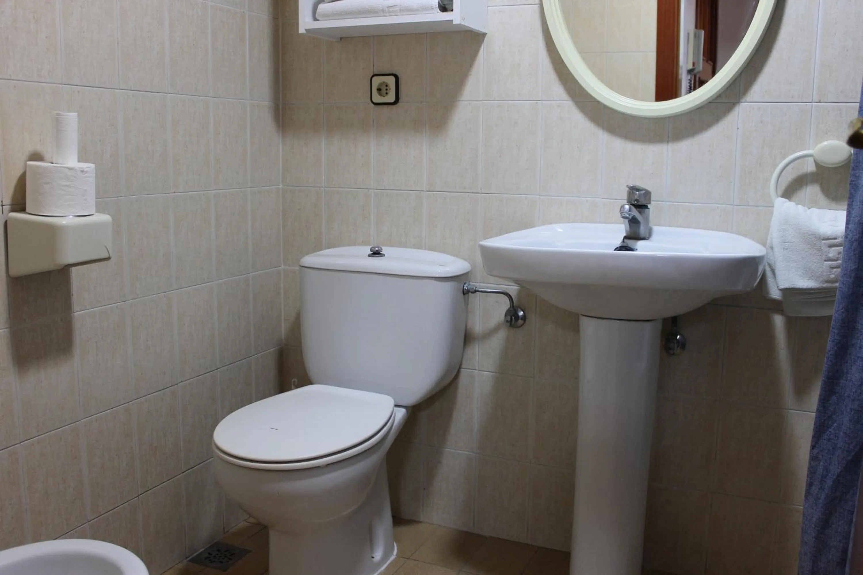 Bathroom in Apartamentos Alpha