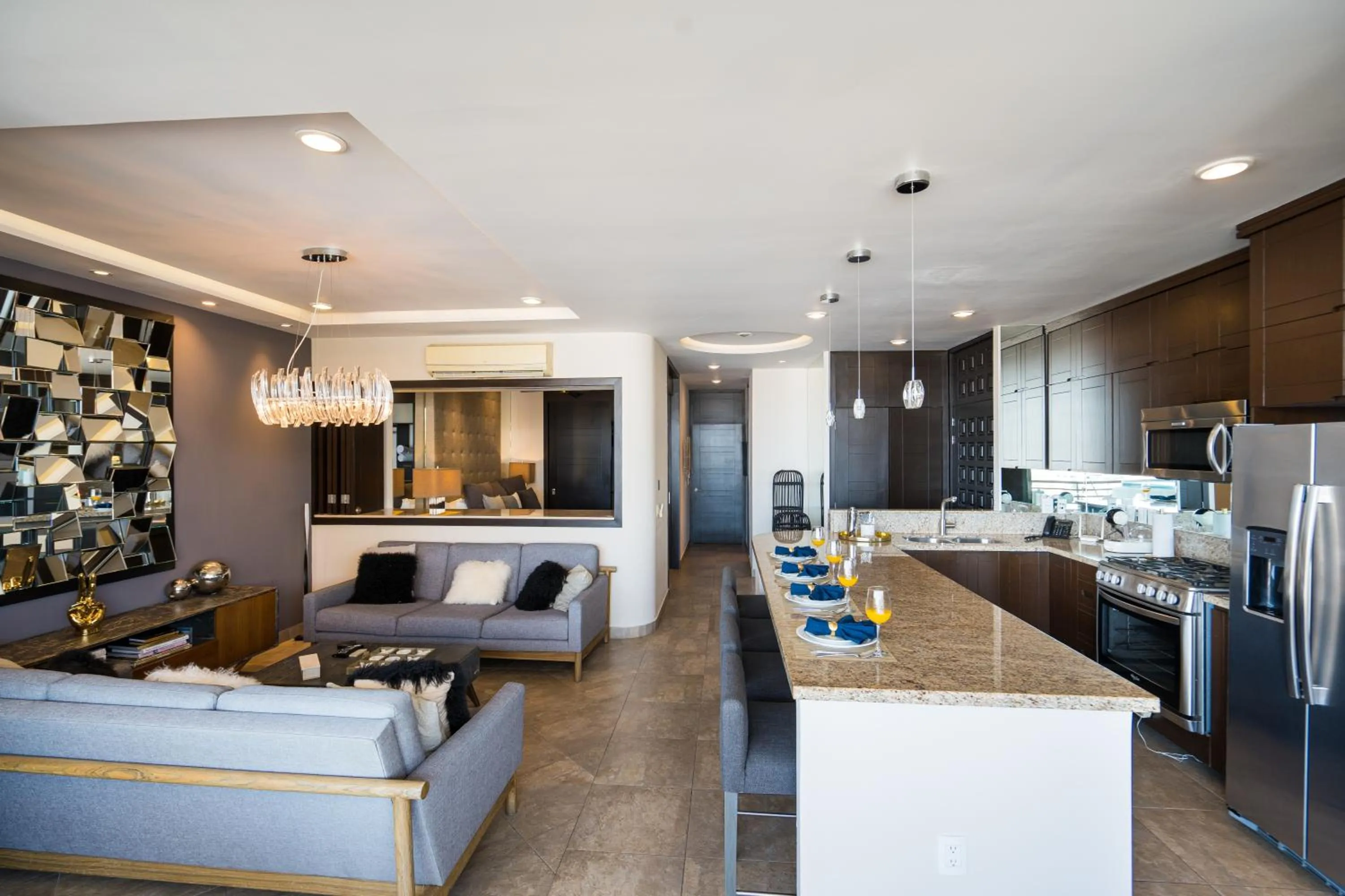 Living room in Pinnacle Resorts 180