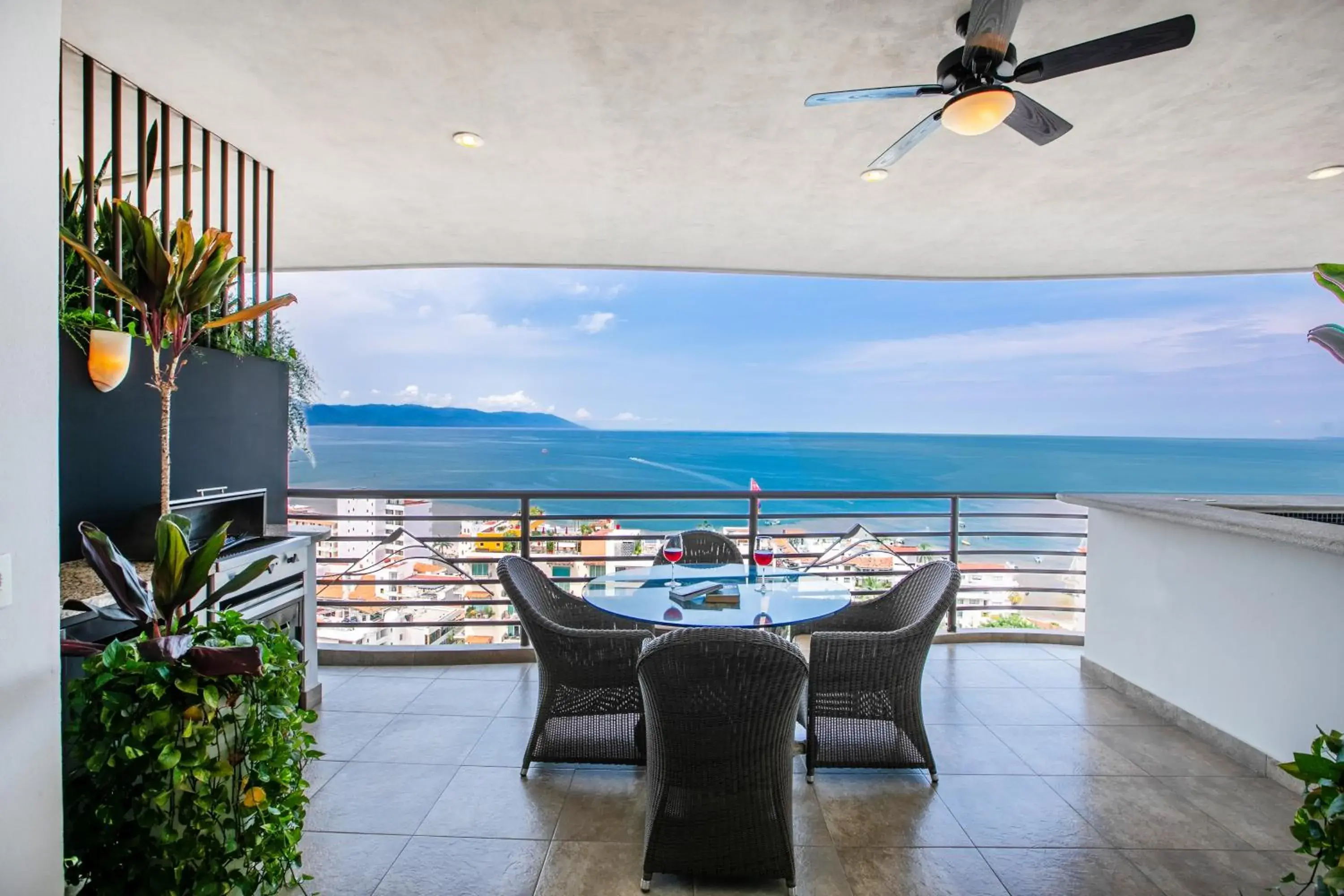 One-Bedroom Suite in Pinnacle Resorts 180 One-Bedroom Suite in Pinnacle Resorts 180