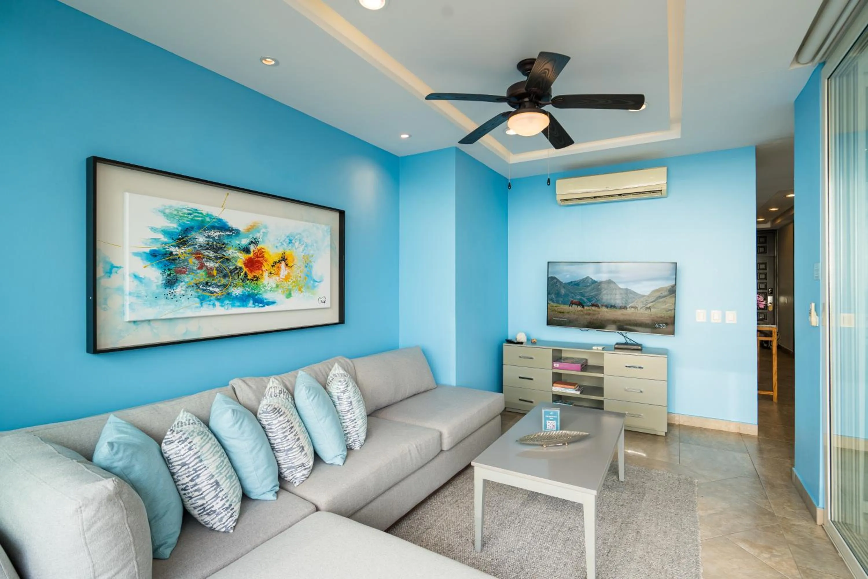 Living room in Pinnacle Resorts 180