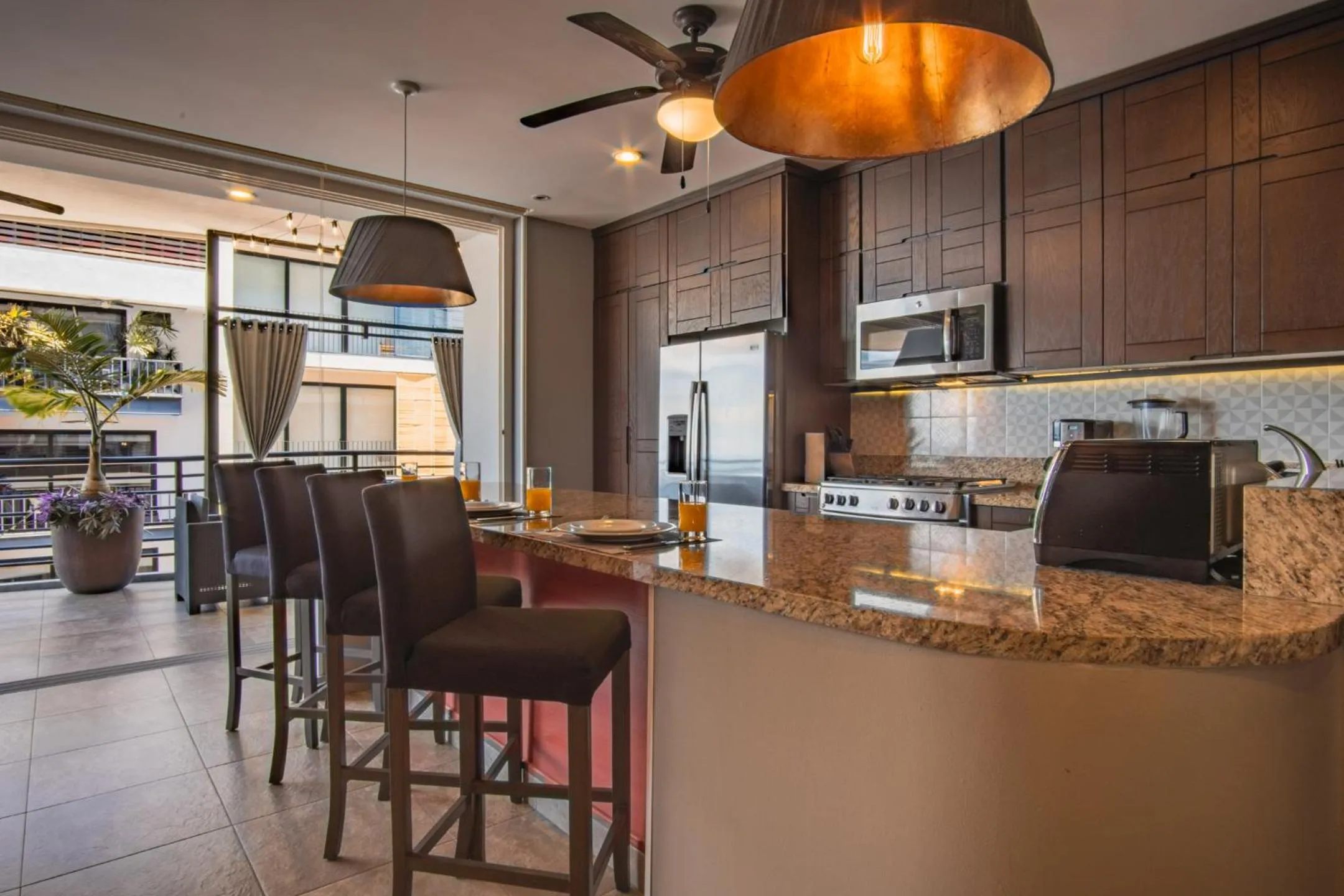 Kitchen or kitchenette in Pinnacle Resorts 180