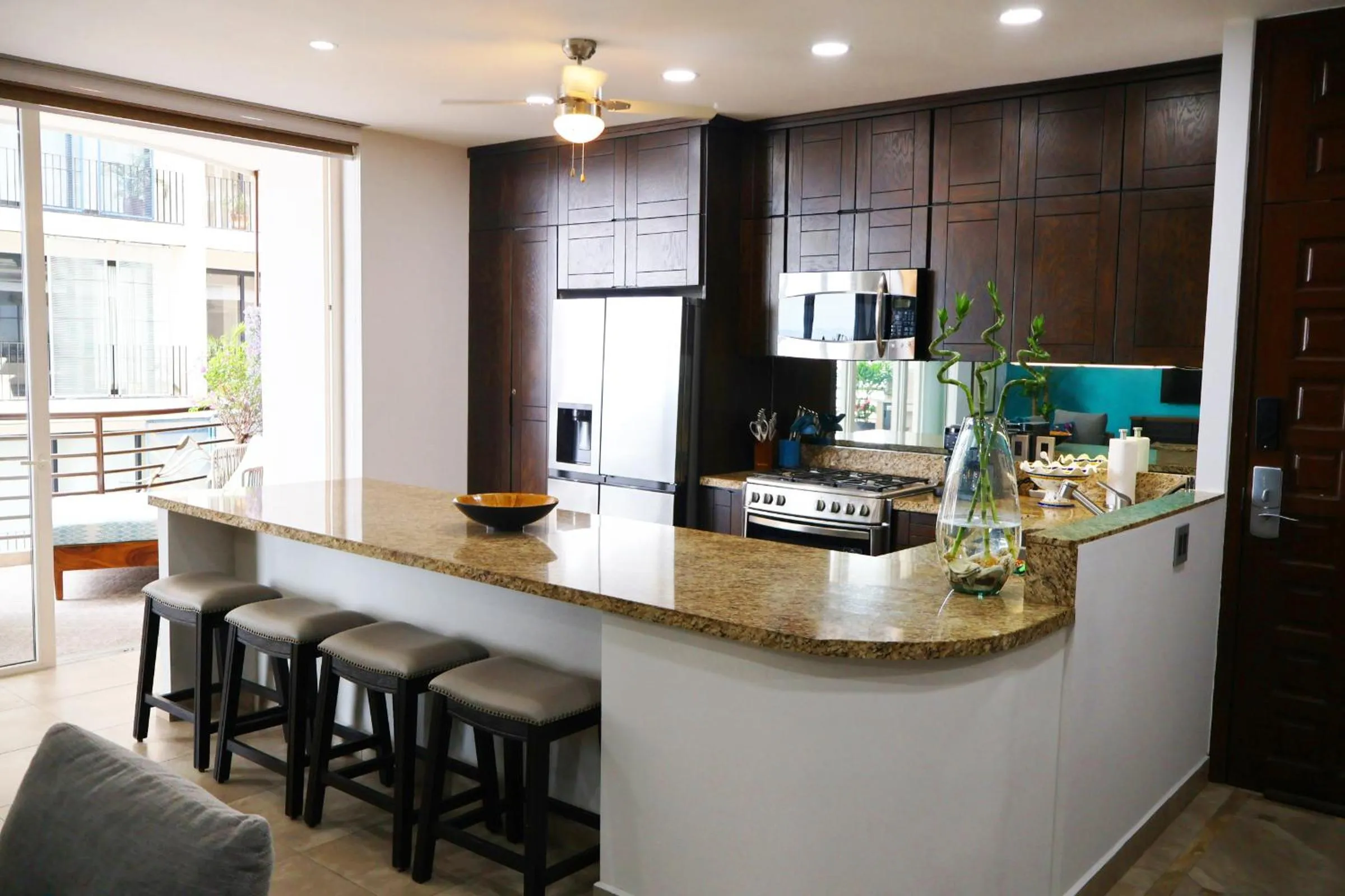 Kitchen or kitchenette in Pinnacle Resorts 180