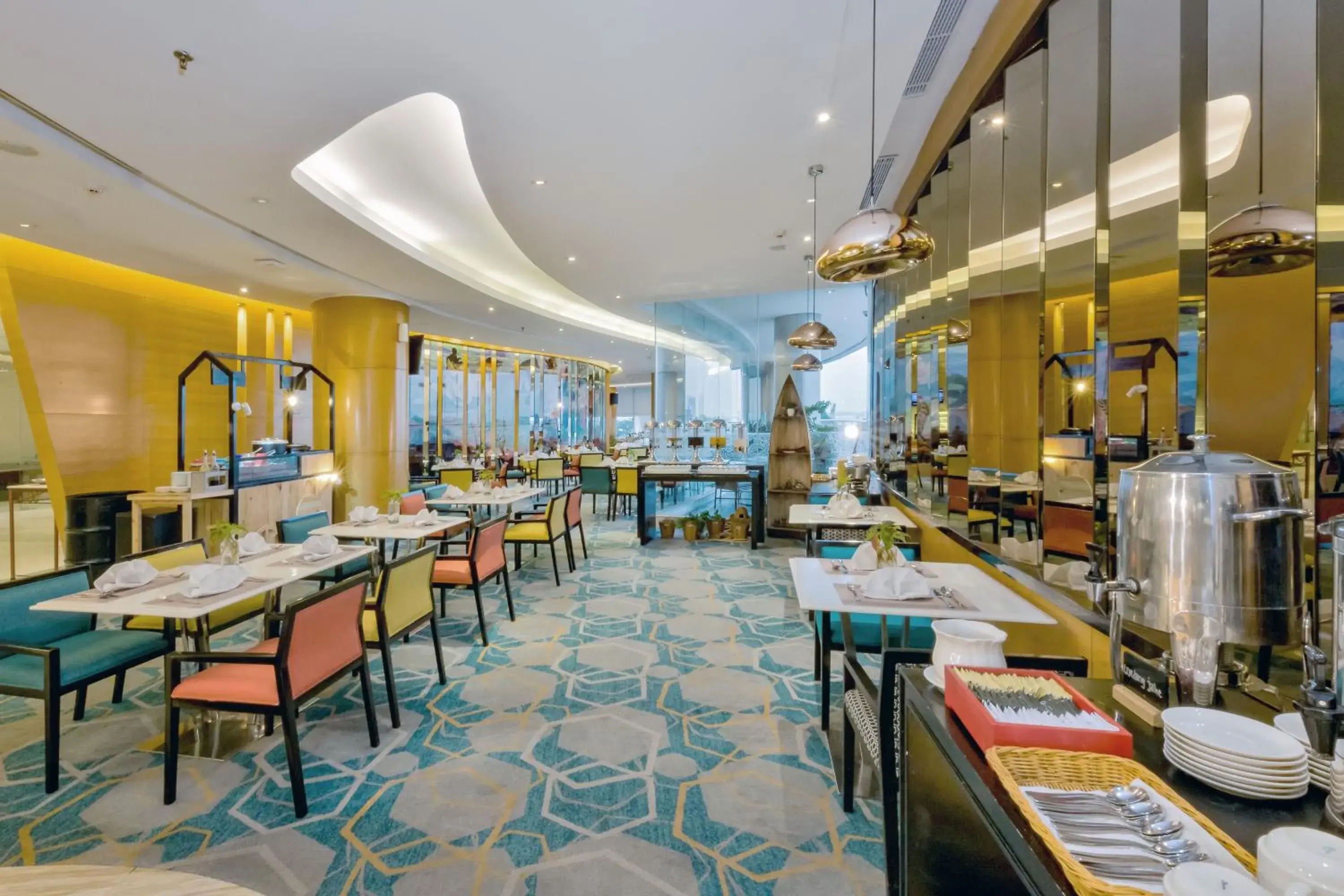 Restaurant/places to eat in Hotel Ciputra Cibubur managed by Swiss-Belhotel International Restaurant/places to eat in Hotel Ciputra Cibubur managed by Swiss-Belhotel International