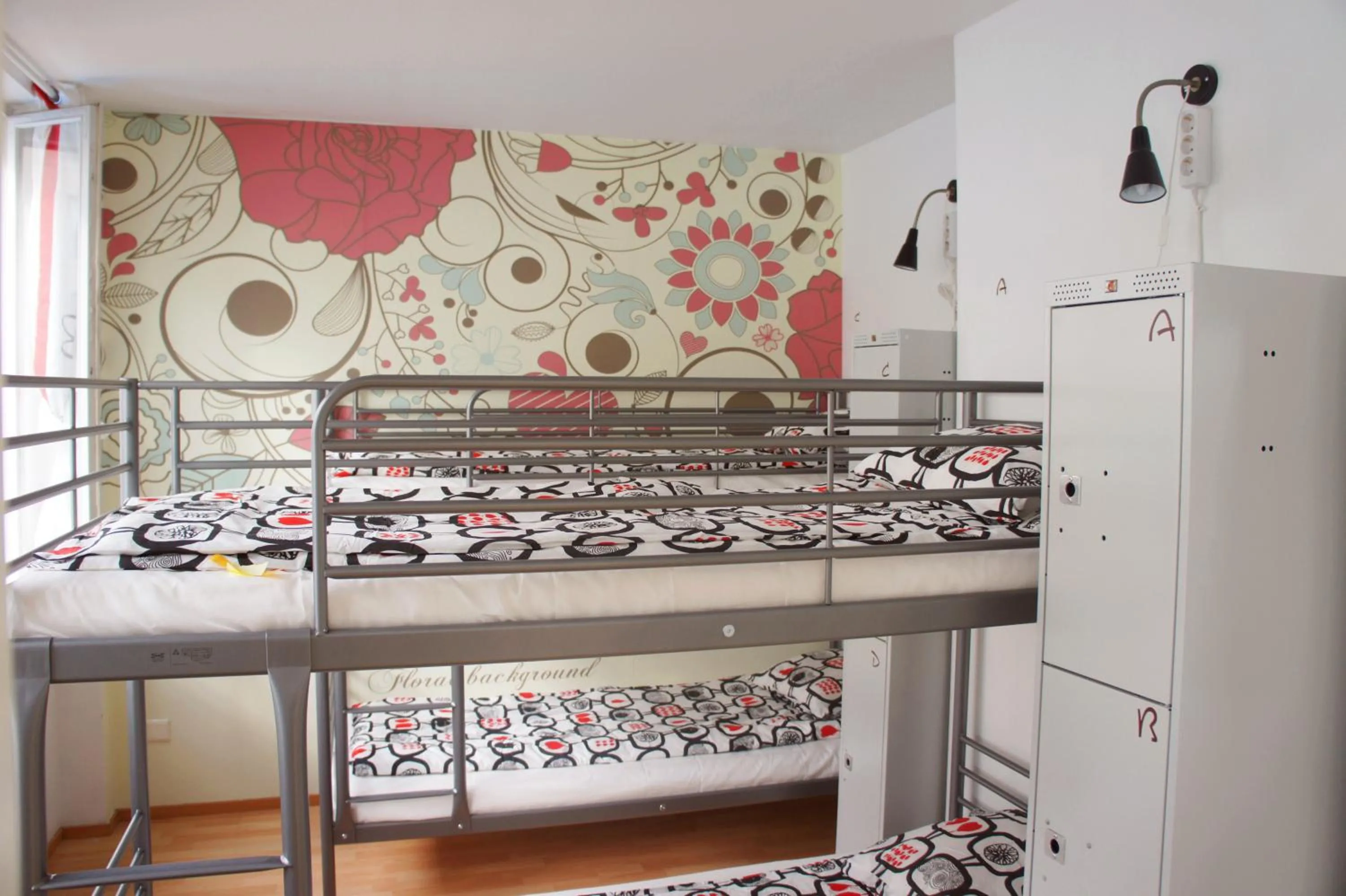 bunk bed, Bed in SweetDream Guesthouse