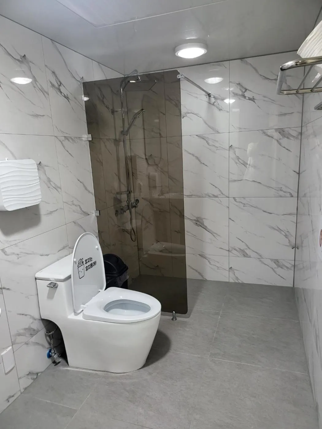 Bathroom in Philstay Ehwa Boutique - Female Only