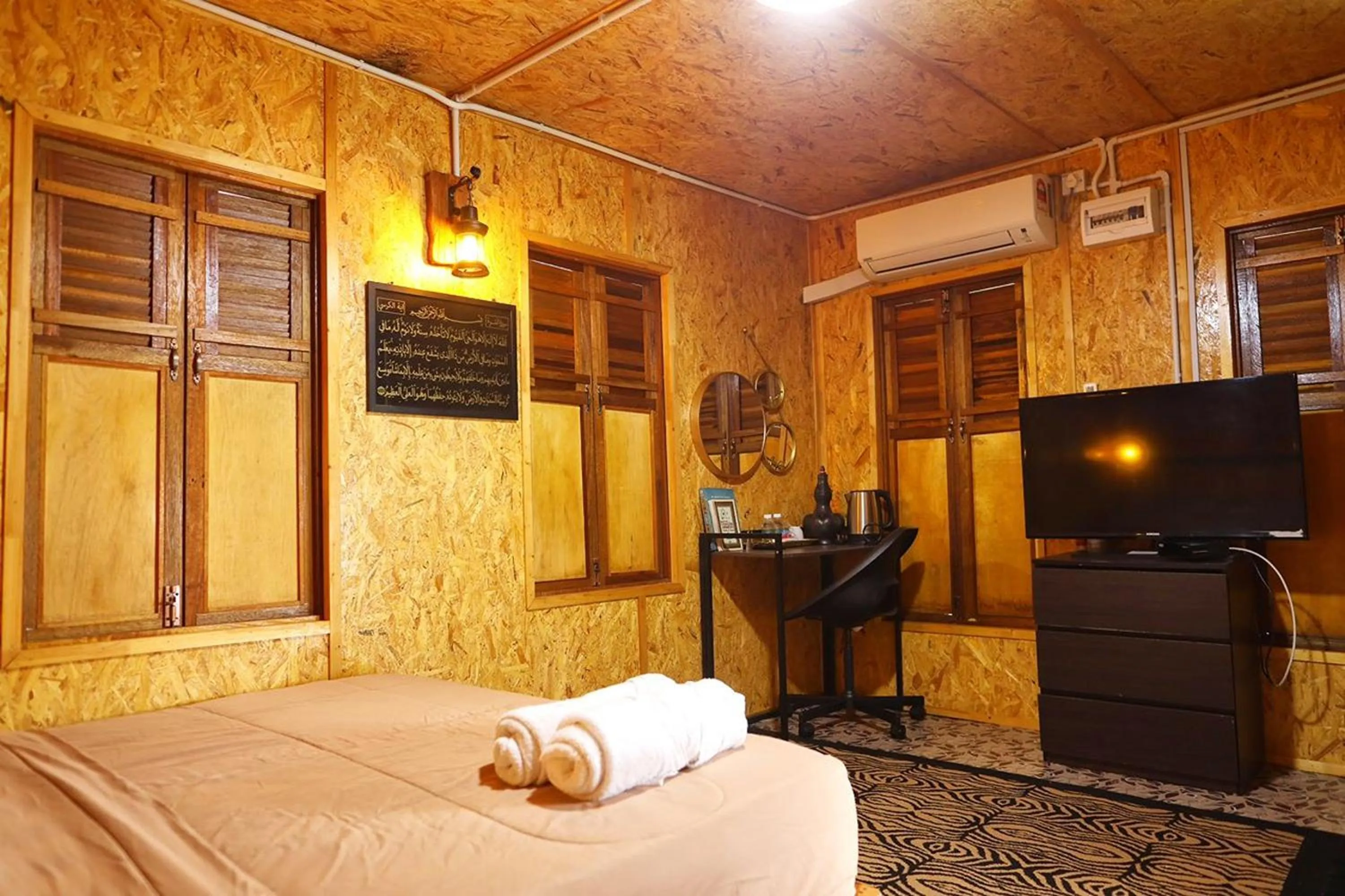 TV and multimedia, Bed in Aeden Villa Roomstay & Homestay