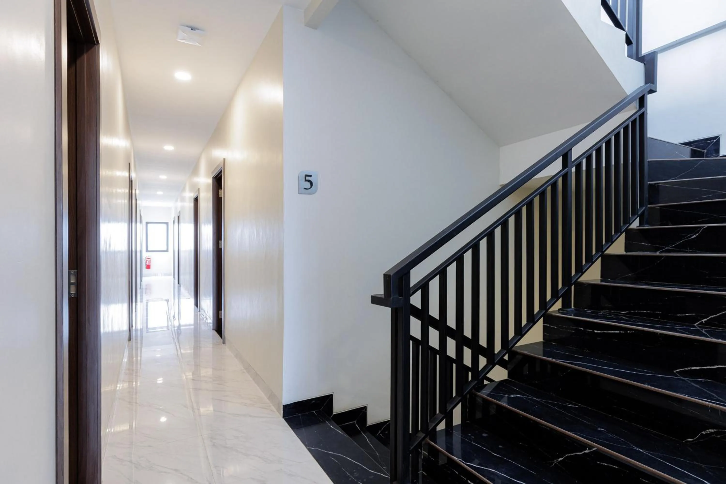 Urbanview Syariah Hotel Senen Jakarta