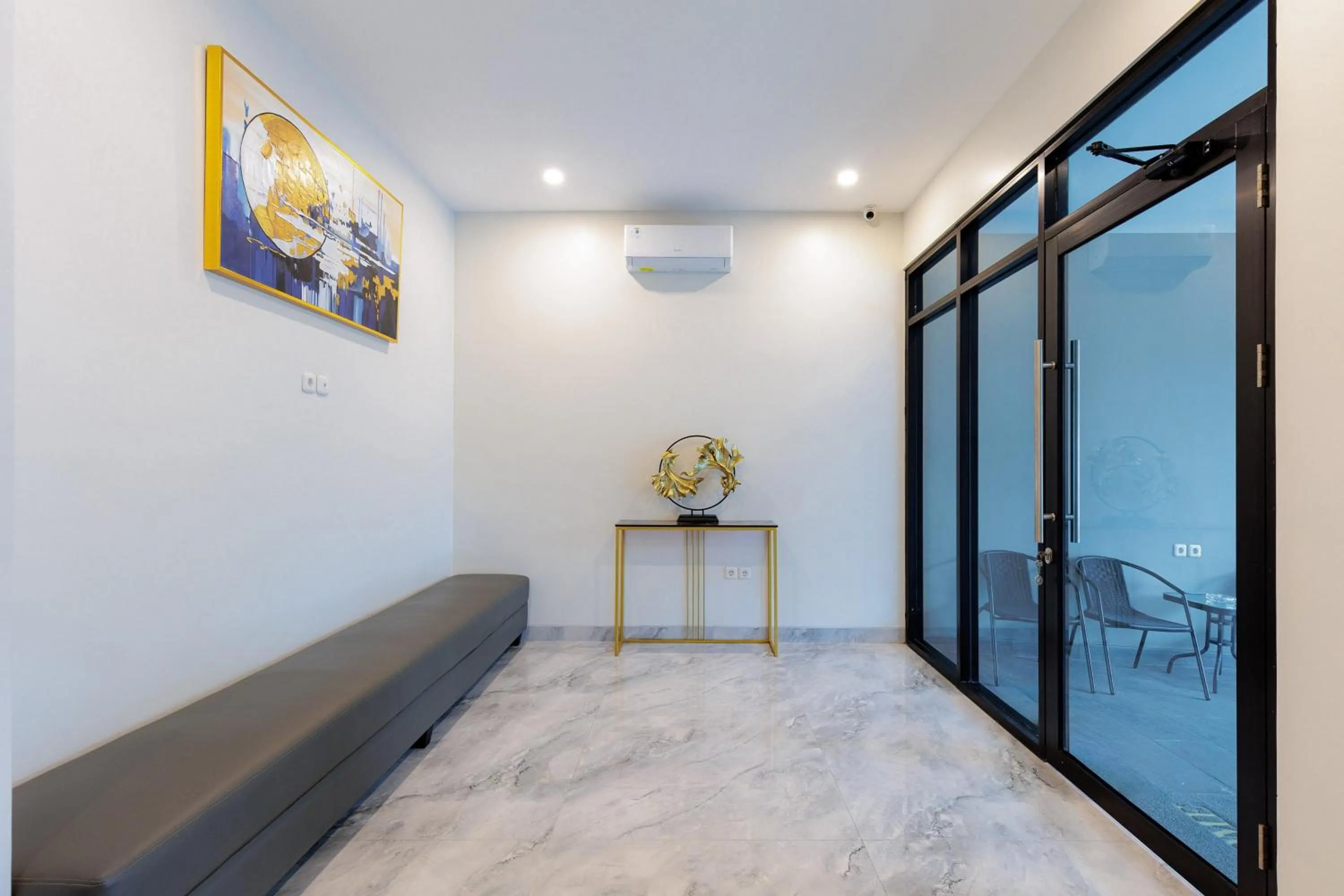 Urbanview Syariah Hotel Senen Jakarta