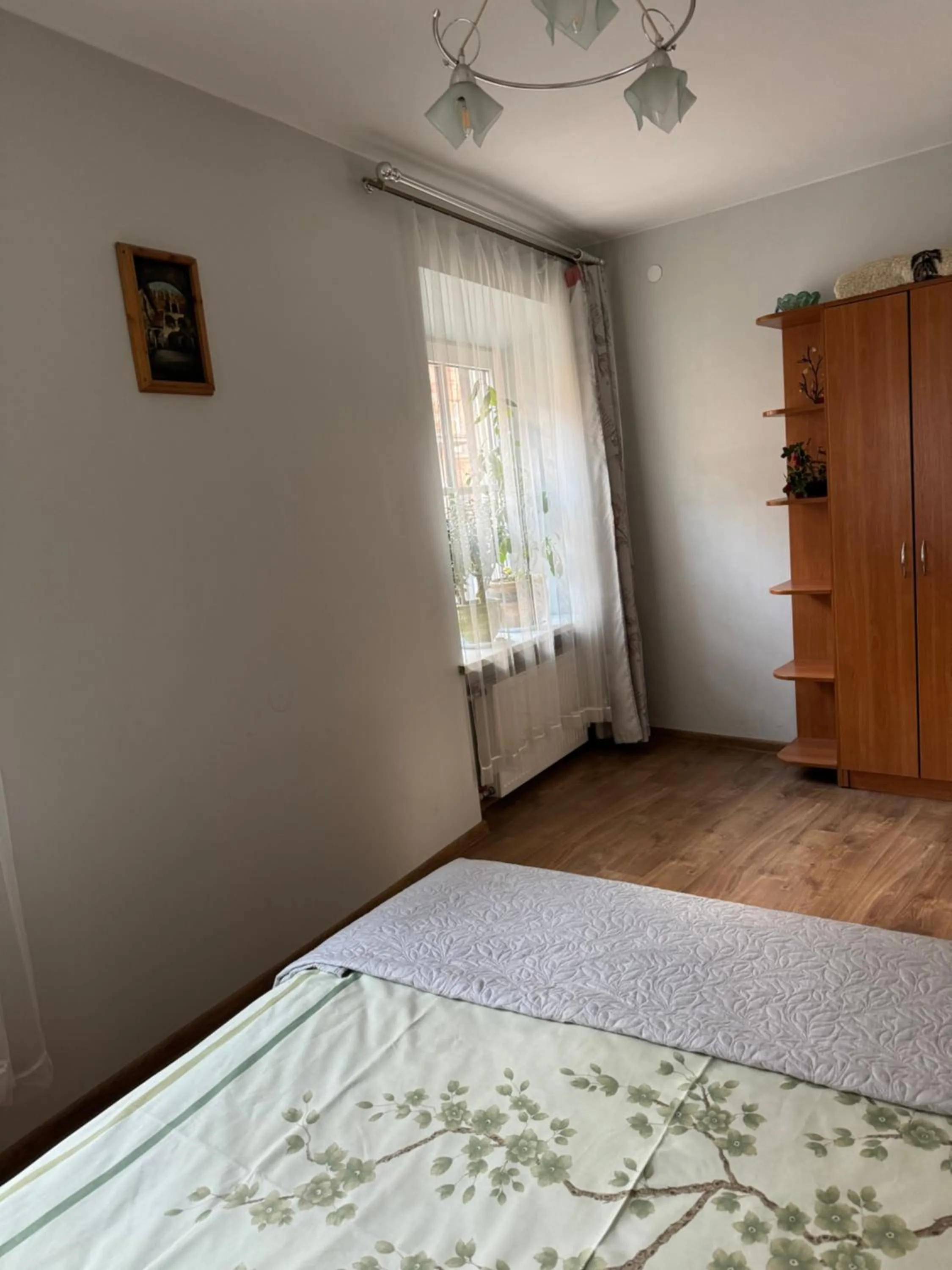 Bed in Danarent Tilto