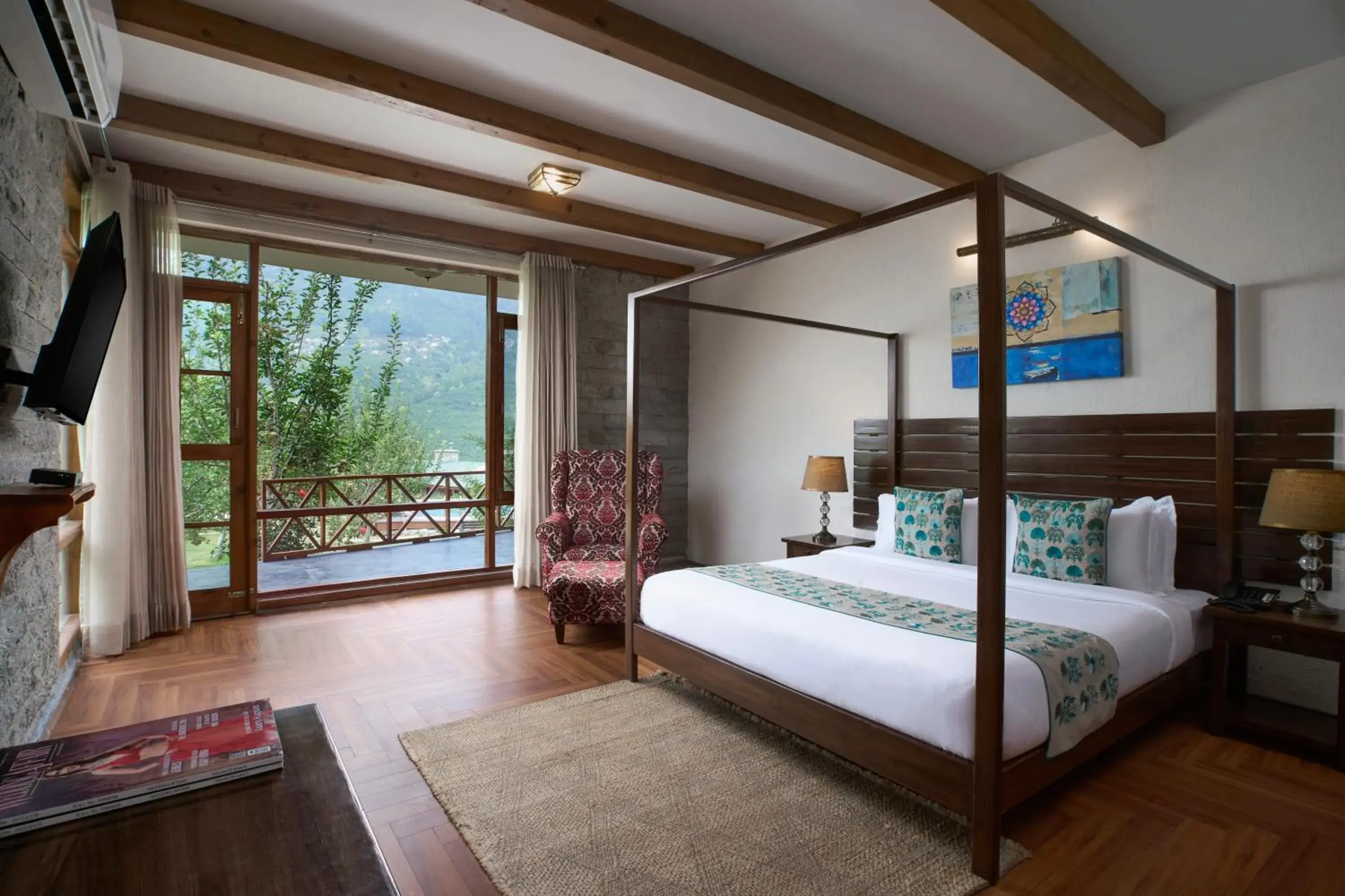 Photo of the whole room, Bed in Larisa Resort Manali Photo of the whole room, Bed in Larisa Resort Manali