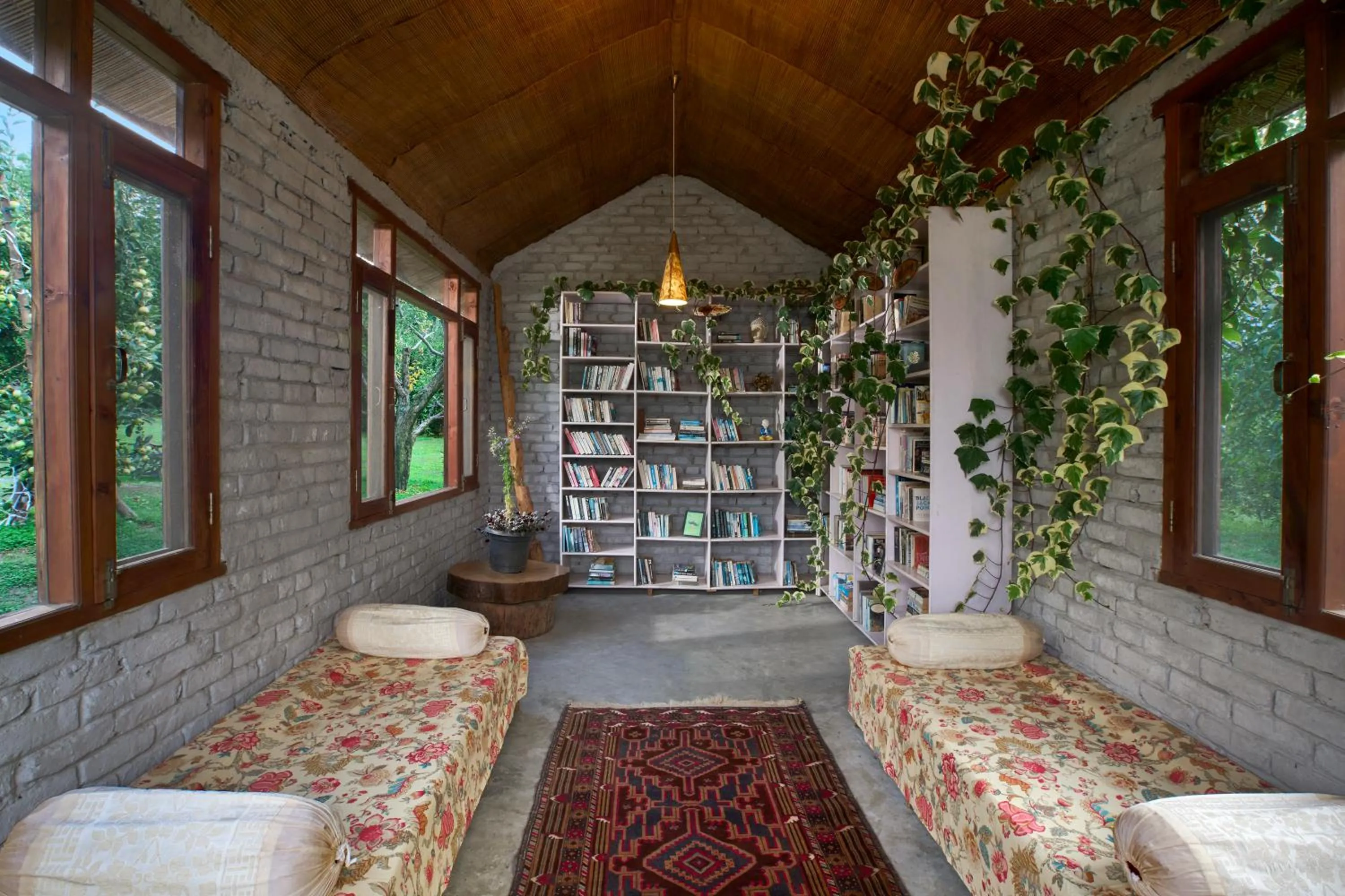 Library in Larisa Resort Manali