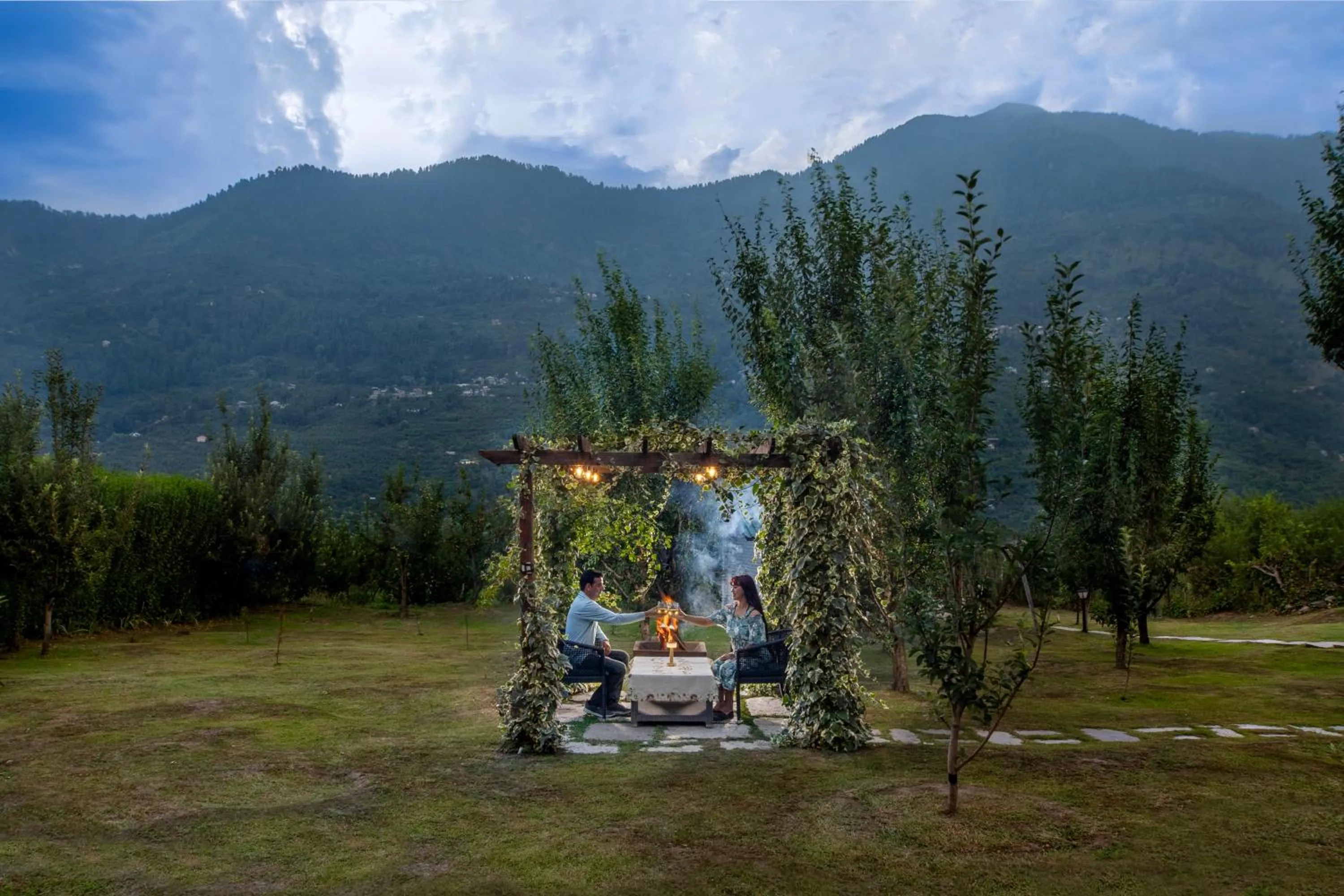 Diving in Larisa Resort Manali