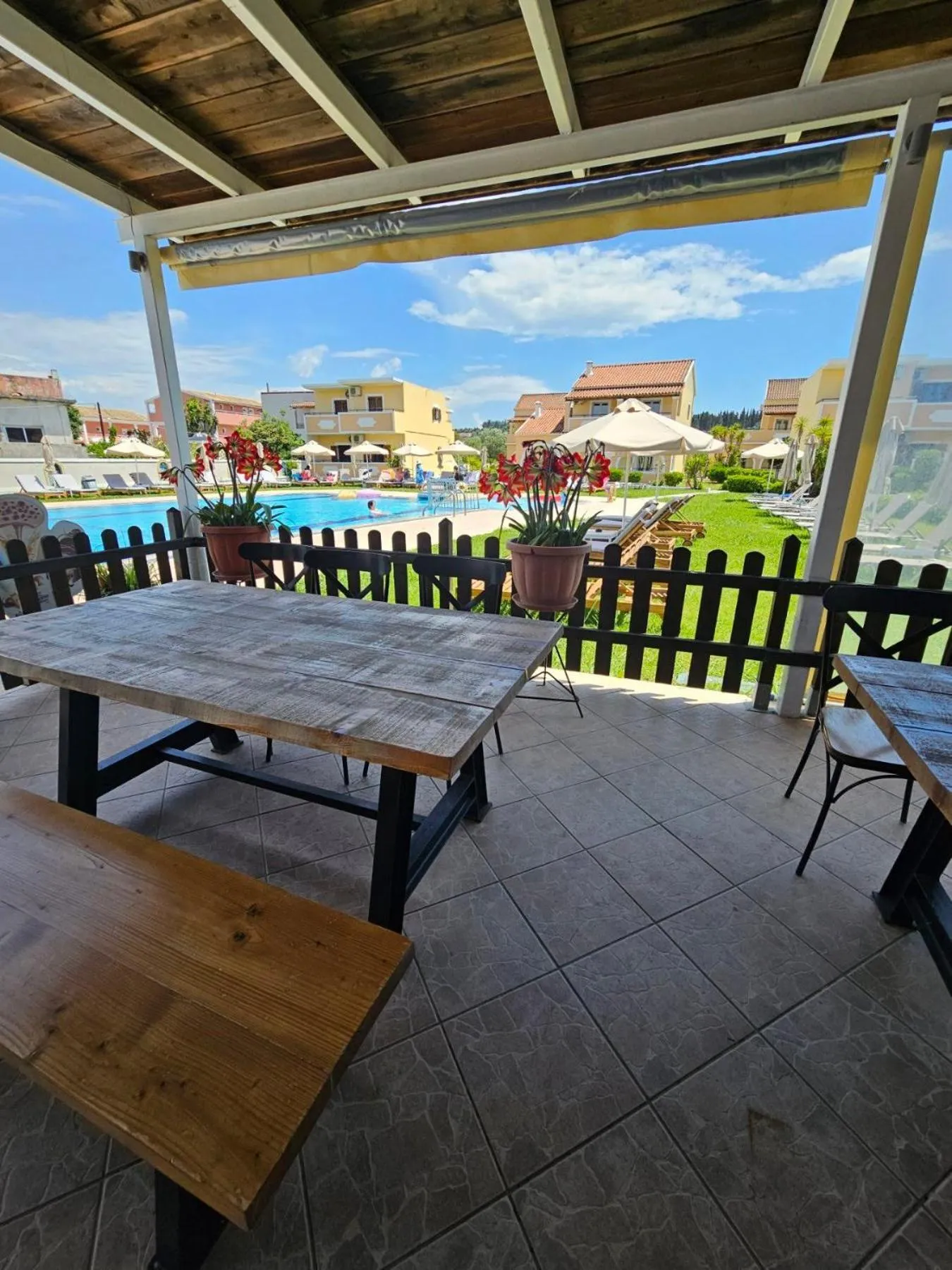 Patio in Tondoris Apartments