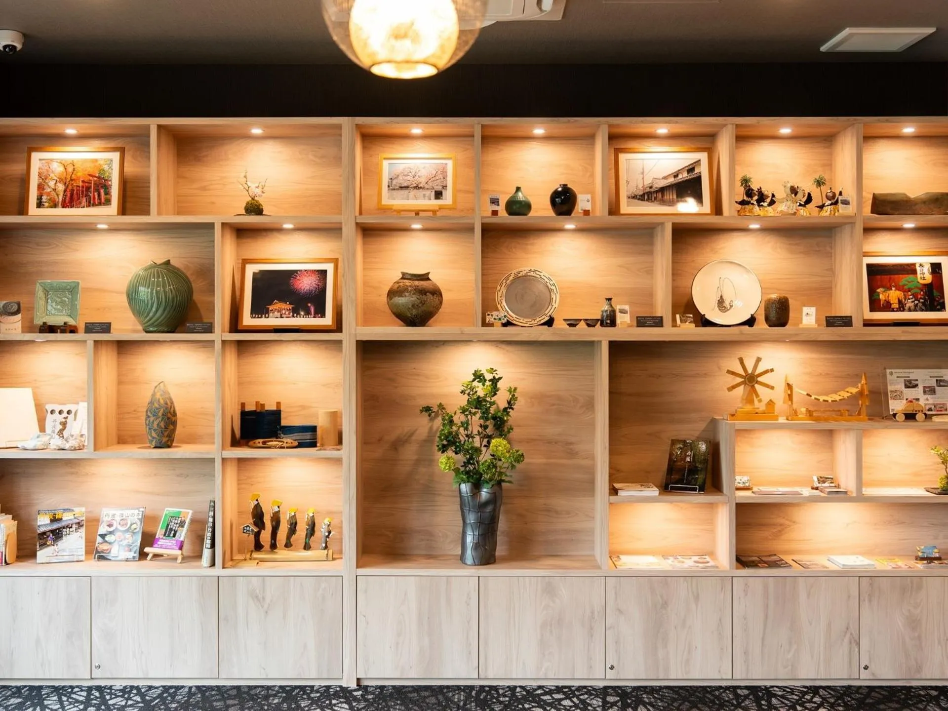 Lounge or bar in Grandvrio Hotel Tamba Sasayama Wakura - ROUTE INN HOTELS -