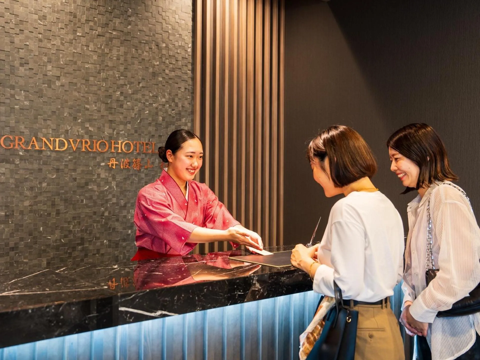 Lobby or reception in Grandvrio Hotel Tamba Sasayama Wakura - ROUTE INN HOTELS -