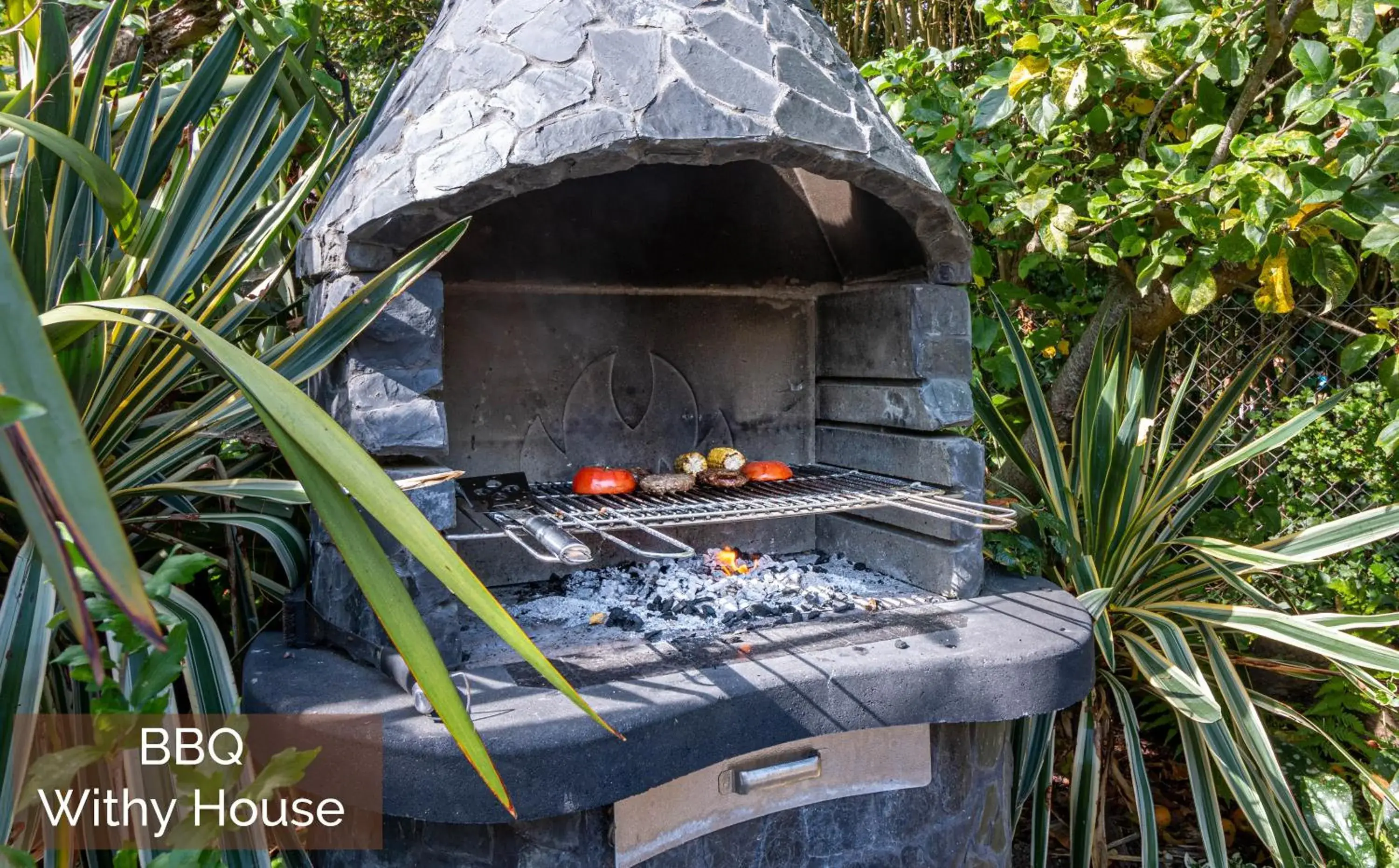 Garden in Withy Cottages Garden in Withy Cottages