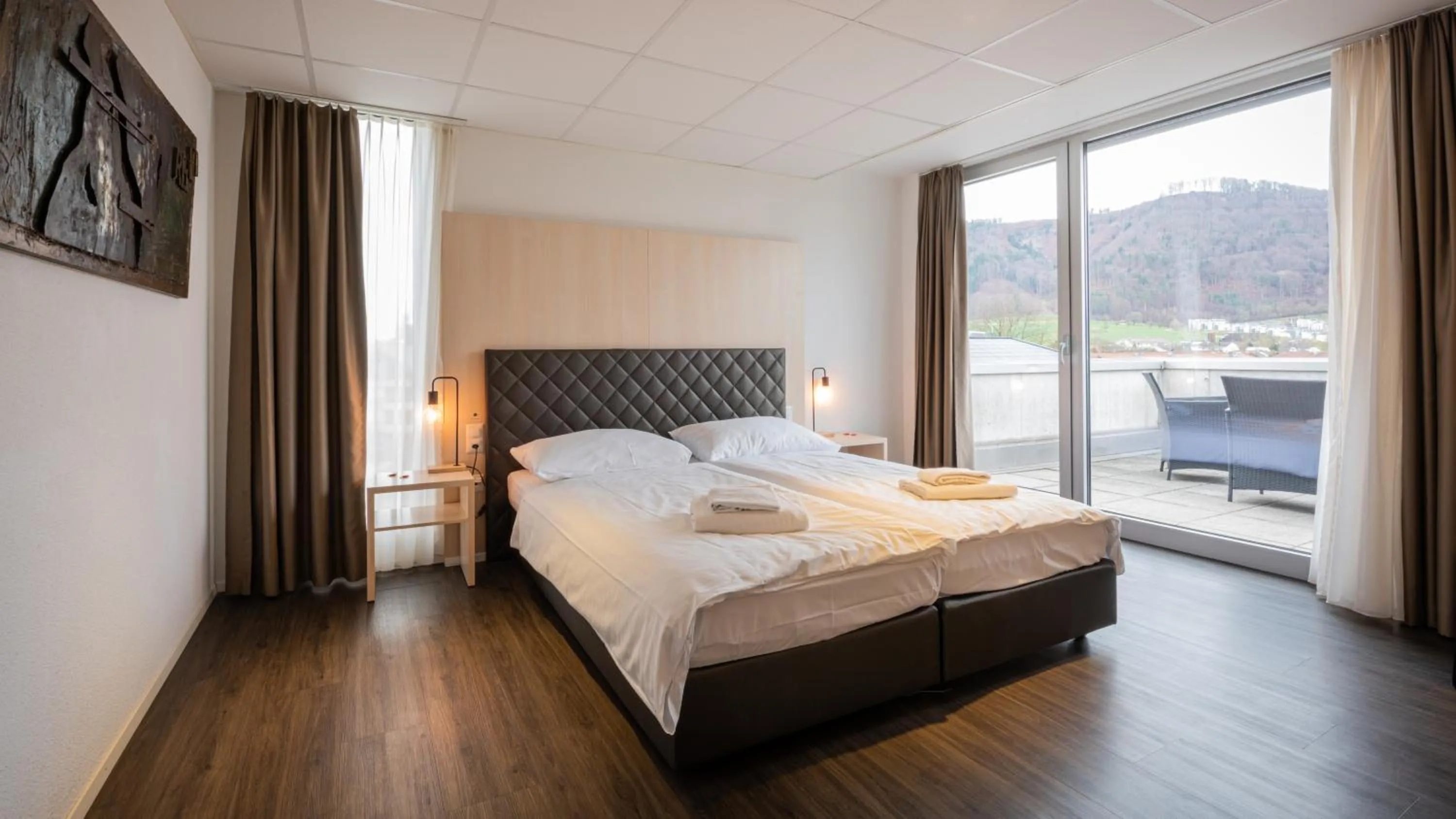 Bed in Los Lorentes Hotel Bern Airport