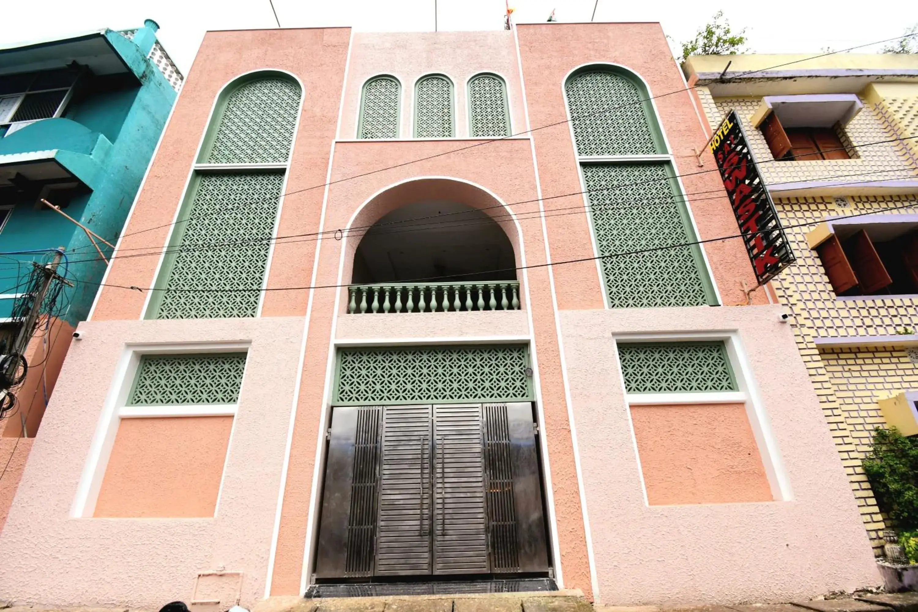 Property building in Hotel Sai Swastik Property building in Hotel Sai Swastik