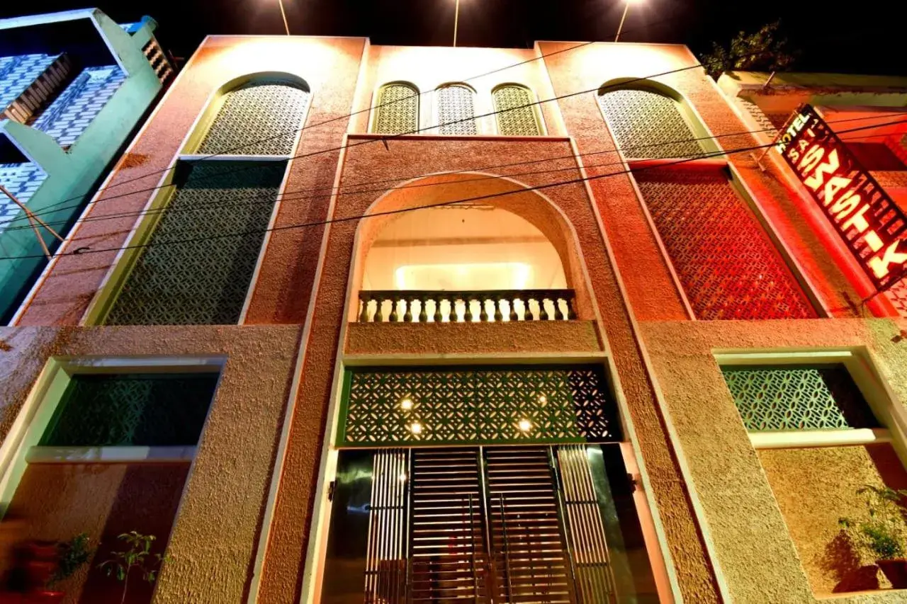 Property building in Hotel Sai Swastik Property building in Hotel Sai Swastik