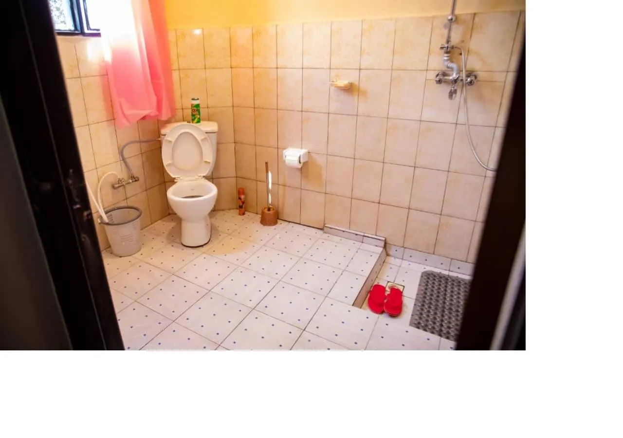 Shower in Bujumbura Hotel and Appartment