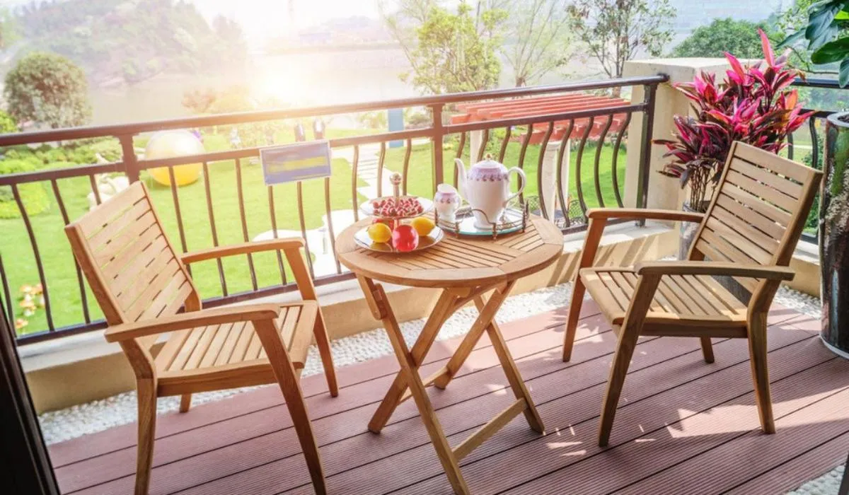 Balcony/Terrace in Blue Spring Hotel Wadduwa