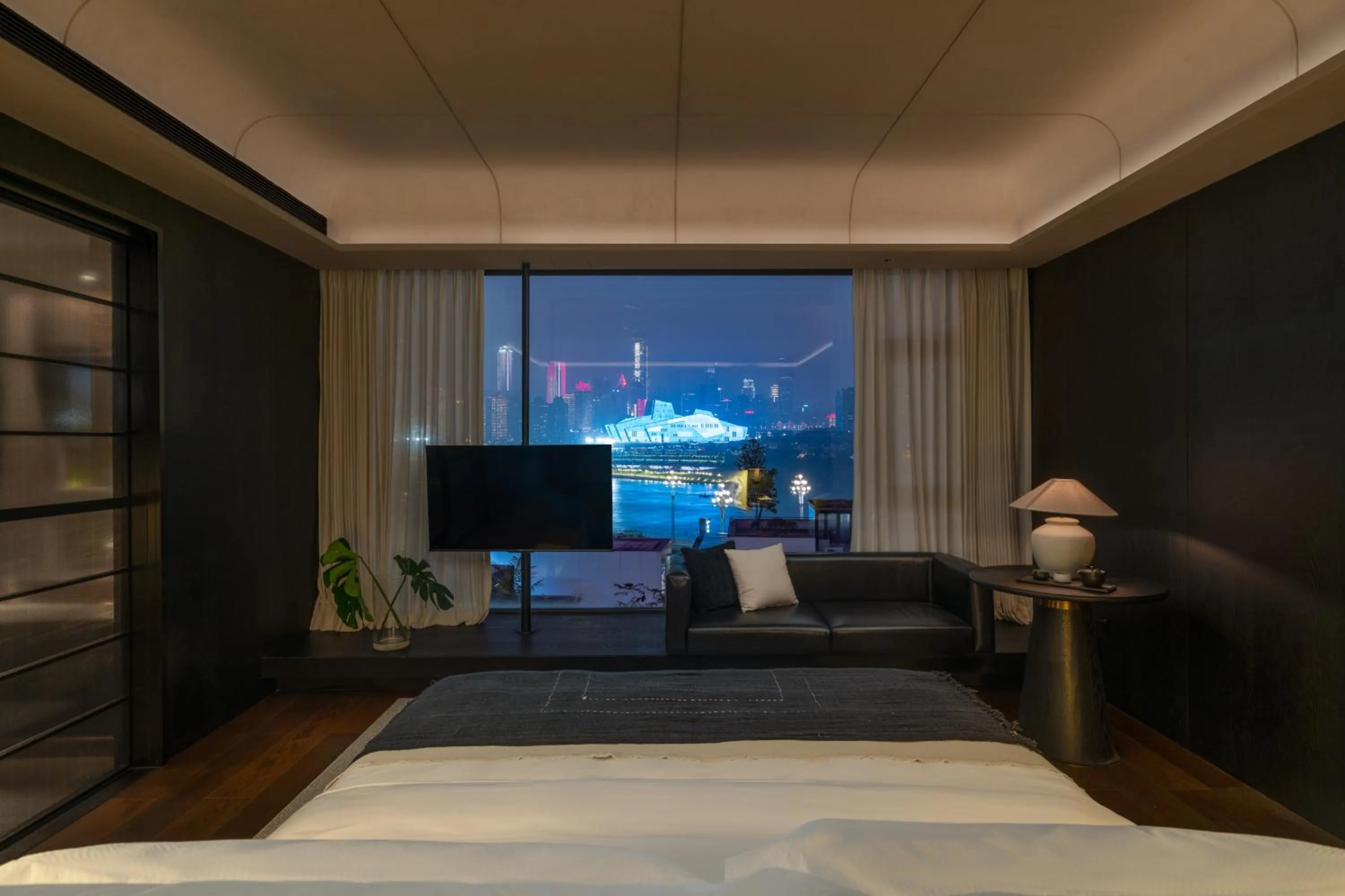 Superior Suite in Chongqing Wuyu Shanxing Hotel
