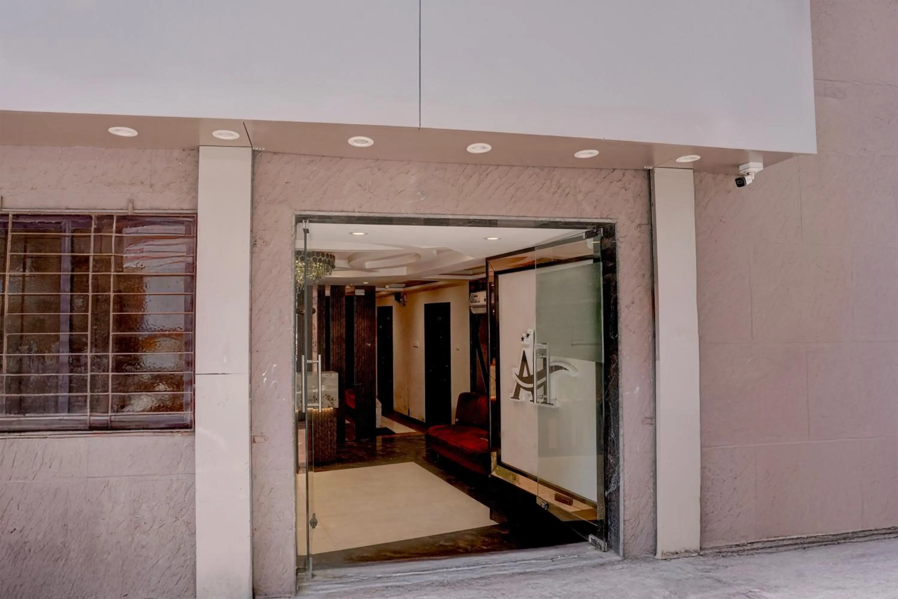 Facade/entrance in Collection O Crawford Market Formerly Al Ibrahim Hotel