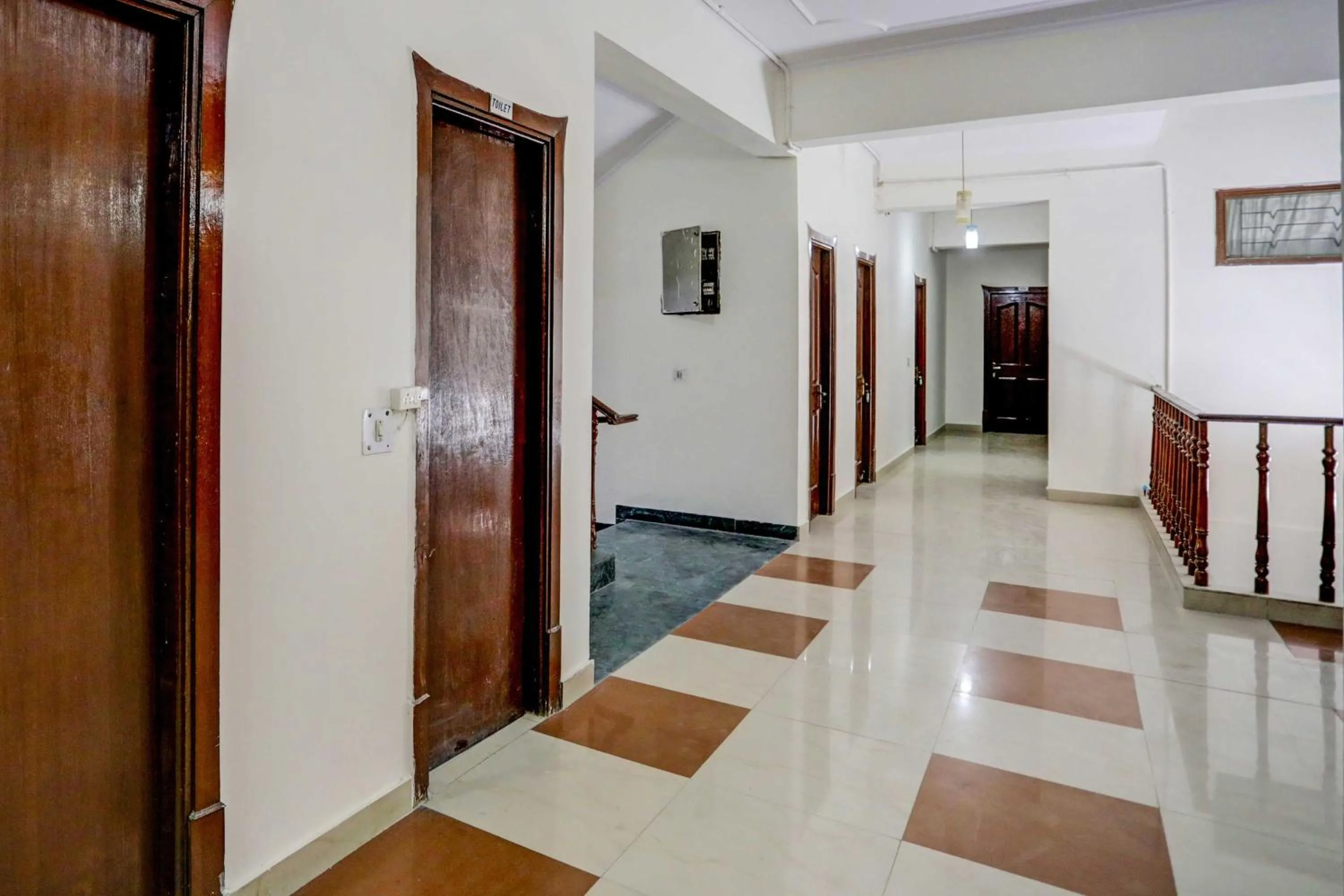 Lobby or reception in Hotel O Sunshine Near Iskcon Temple Noida