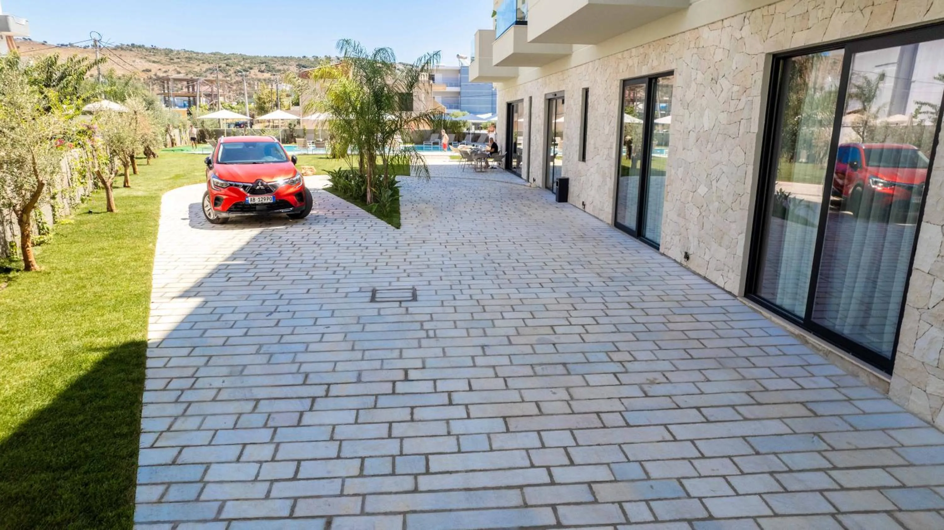 Property building in Sondor Hotel