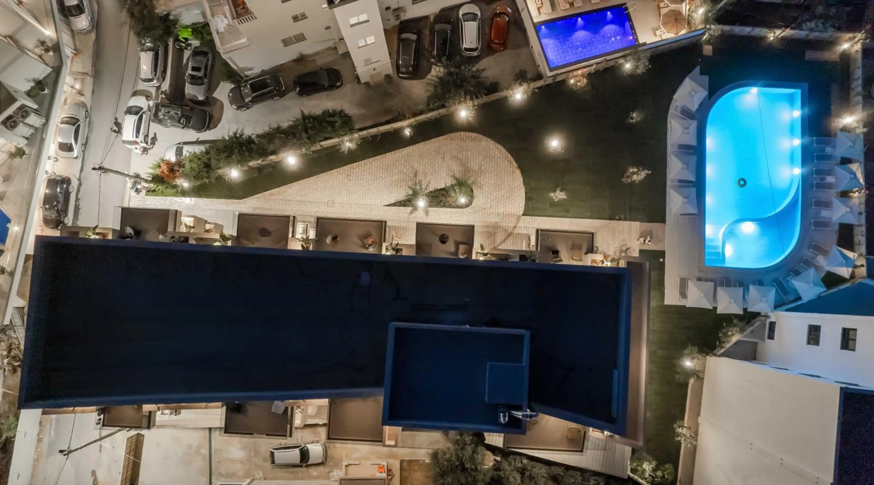 Communal lounge/ TV room in Sondor Hotel