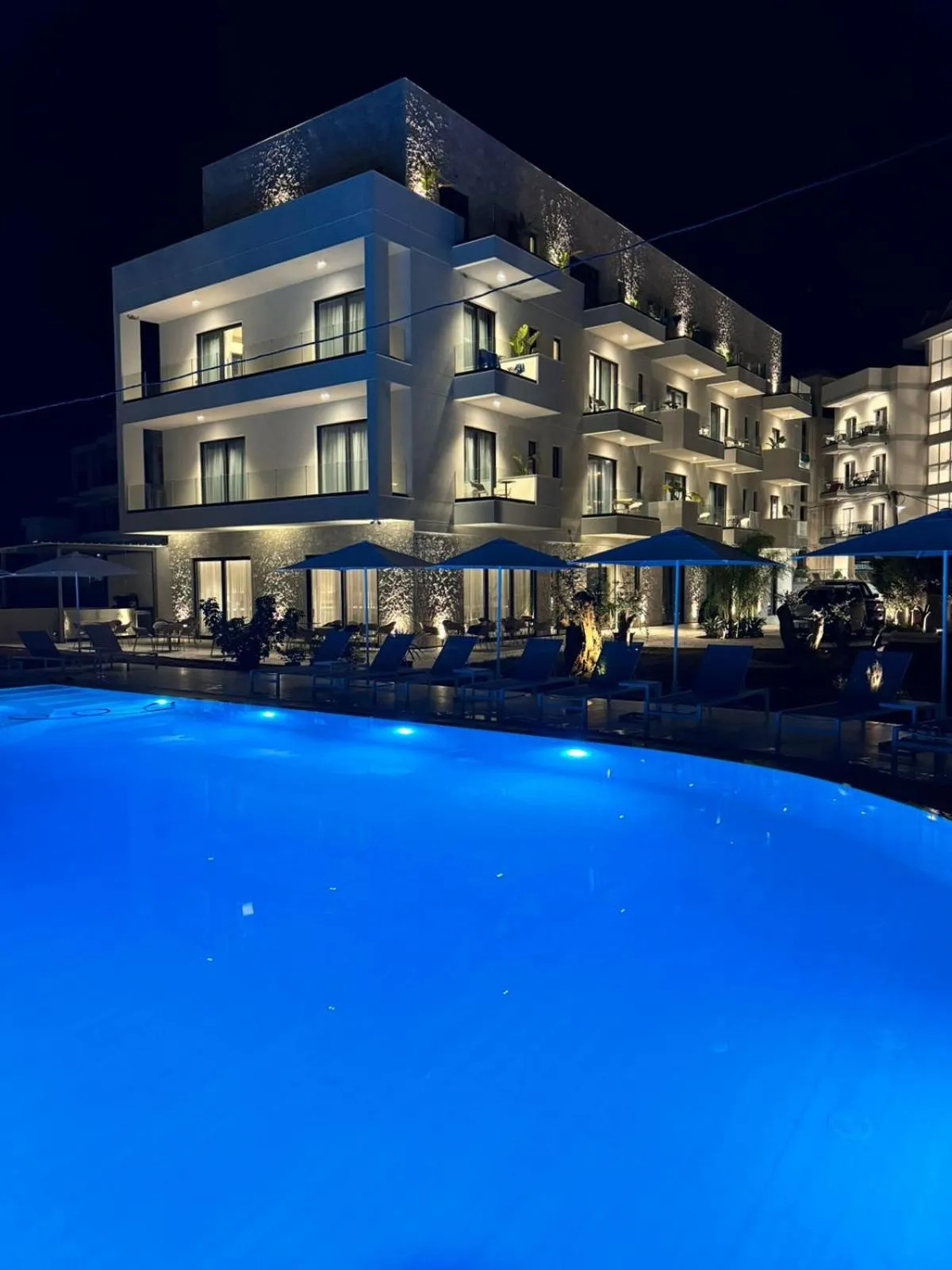 Property building in Sondor Hotel