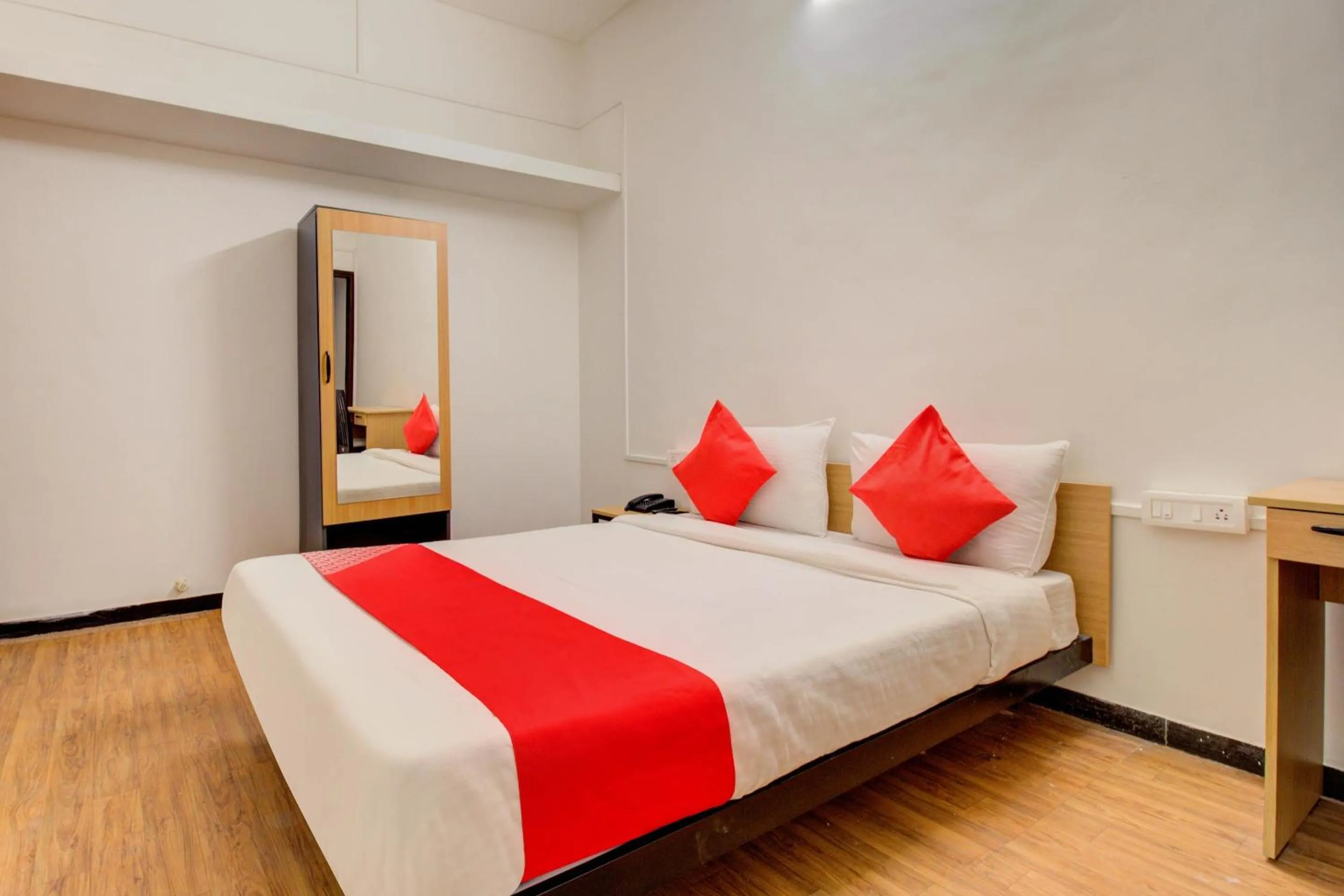 Bedroom in Hotel O Saubhagya Inn