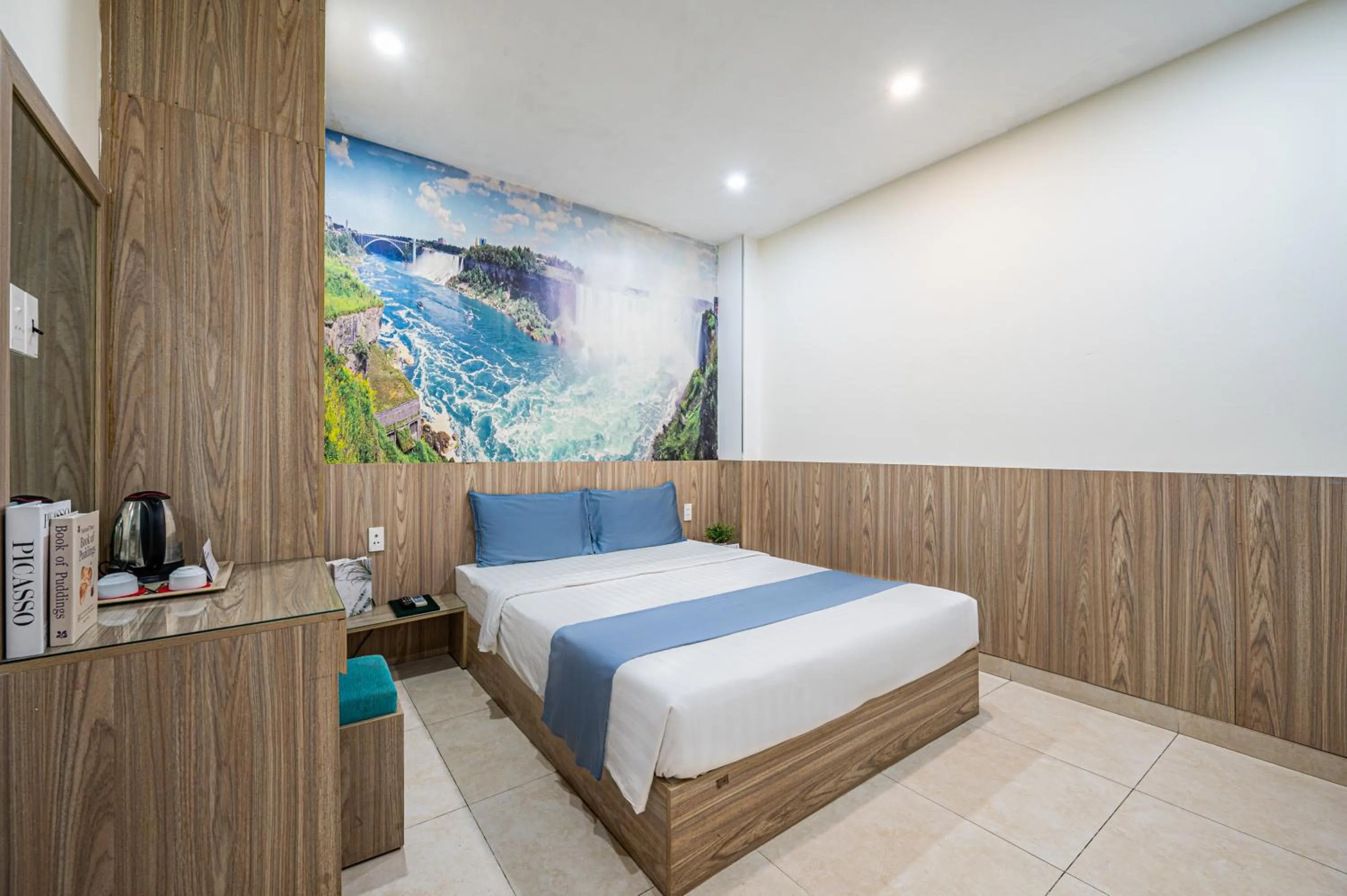Bed in Cozrum - Love Hotel Trần Bình Trọng