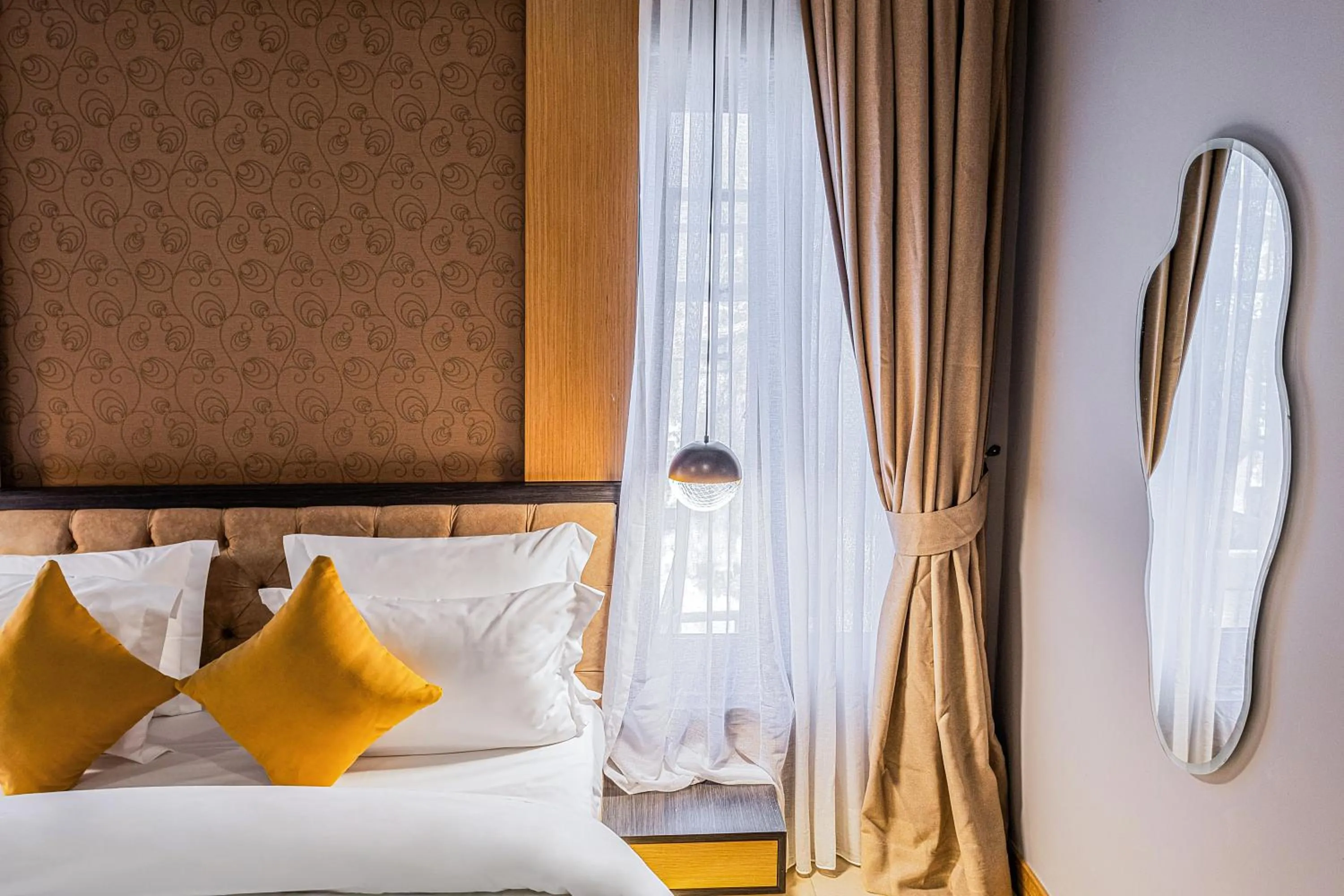 Bedroom, Bed in Yellow Trumpet Wuse 2