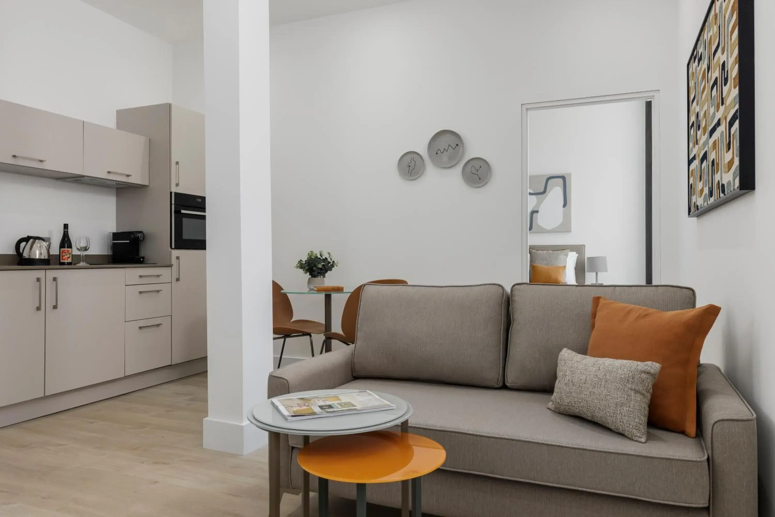 Living room in Forth House by Supercity Aparthotels Living room in Forth House by Supercity Aparthotels