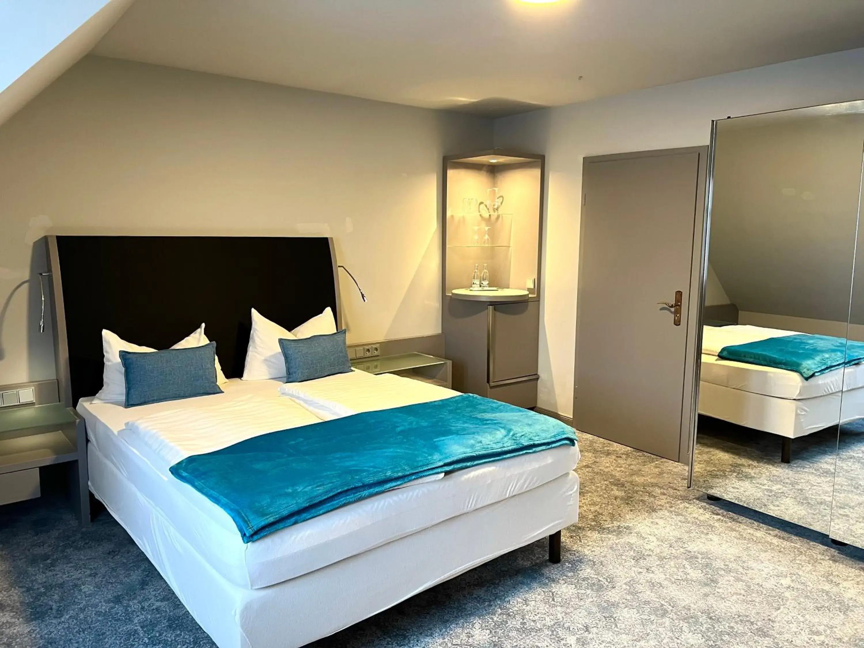 Hotel Zur Kaiserpfalz Hotel Zur Kaiserpfalz