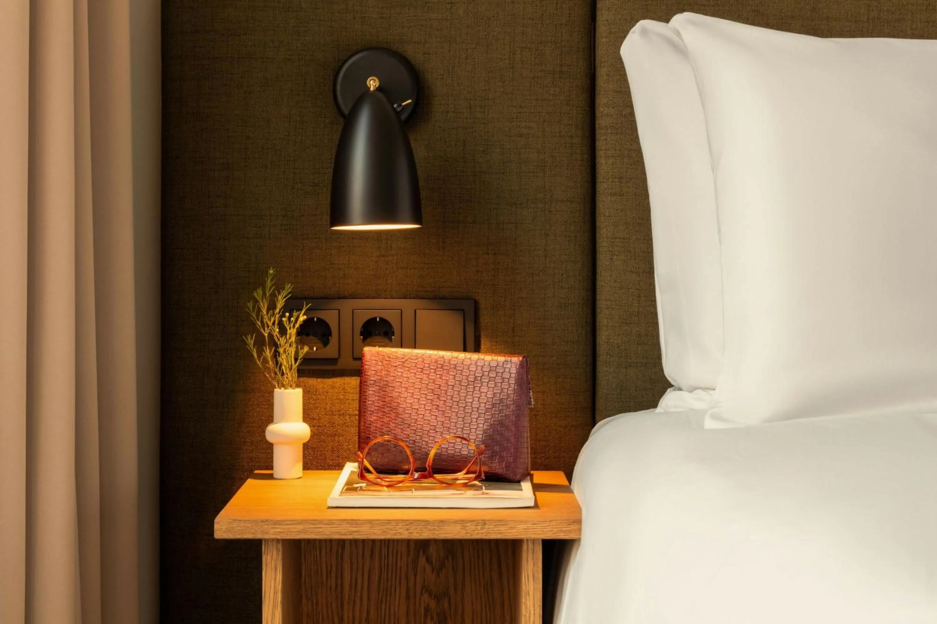 Photo of the whole room, Bed in Hotel Middelland Rotterdam