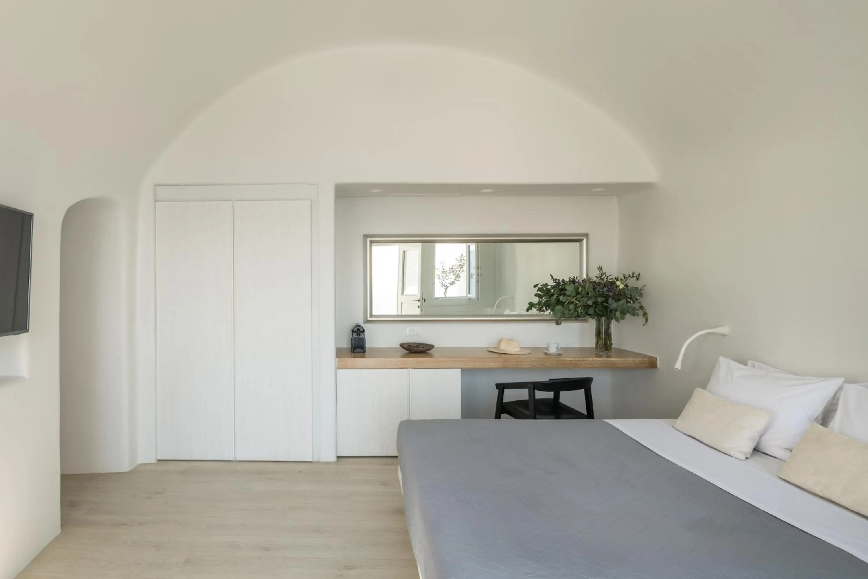 Bed in Porto Fira Suites