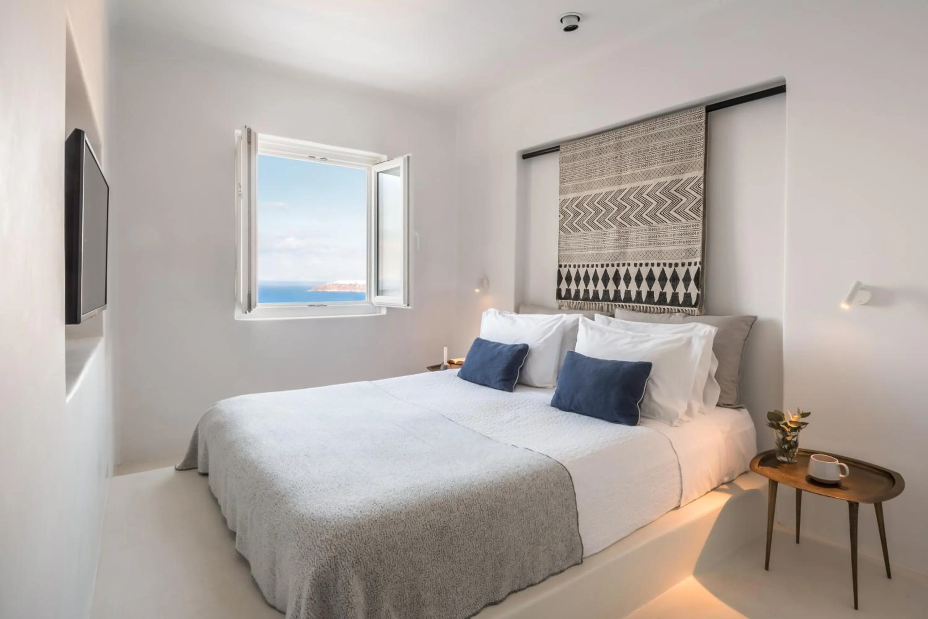 Bed in Porto Fira Suites