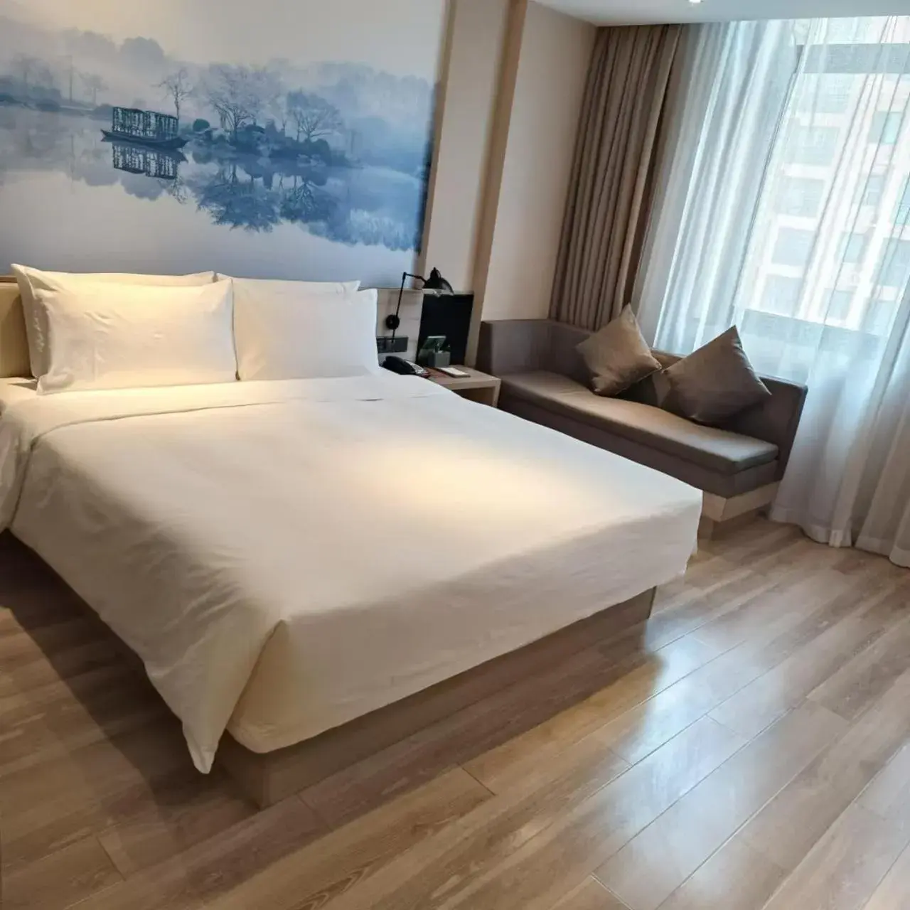 Bed in Atour Hotel Wuhan East Railway Station Optics Valley High-tech Bed in Atour Hotel Wuhan East Railway Station Optics Valley High-tech