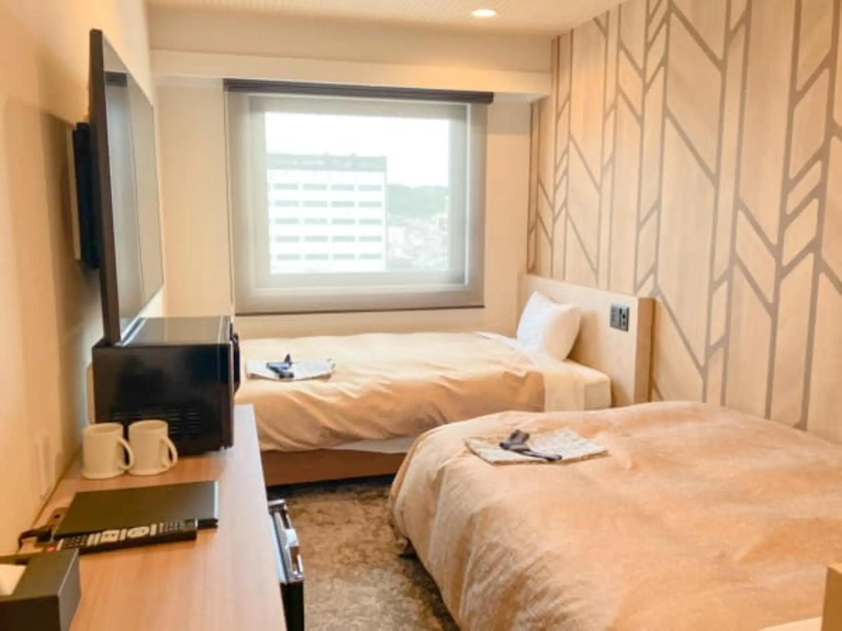 Twin Room - single occupancy - Smoking in HOTEL LiVEMAX Toyooka Twin Room - single occupancy - Smoking in HOTEL LiVEMAX Toyooka