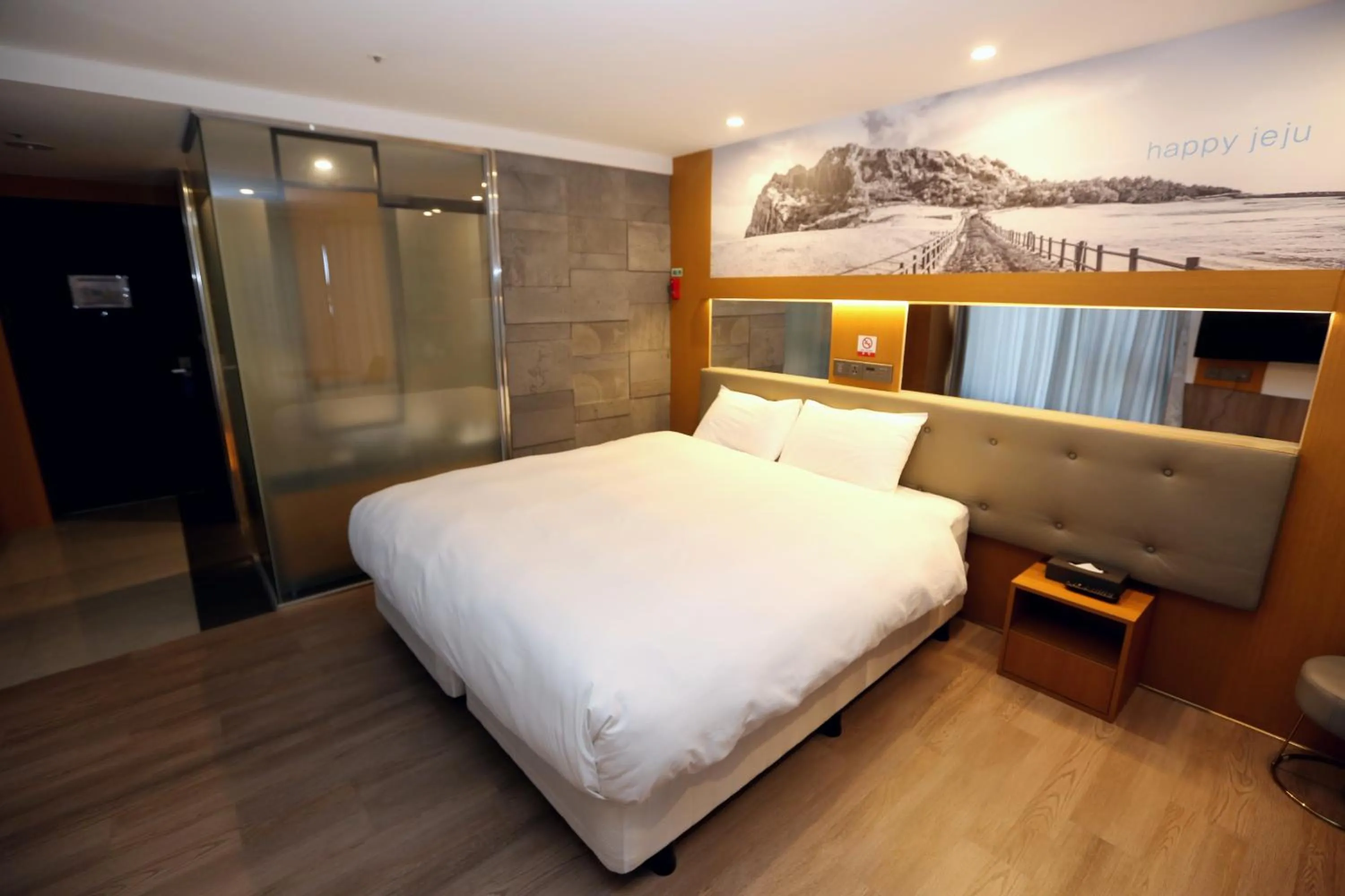 Bed in Asia Hotel Jeju