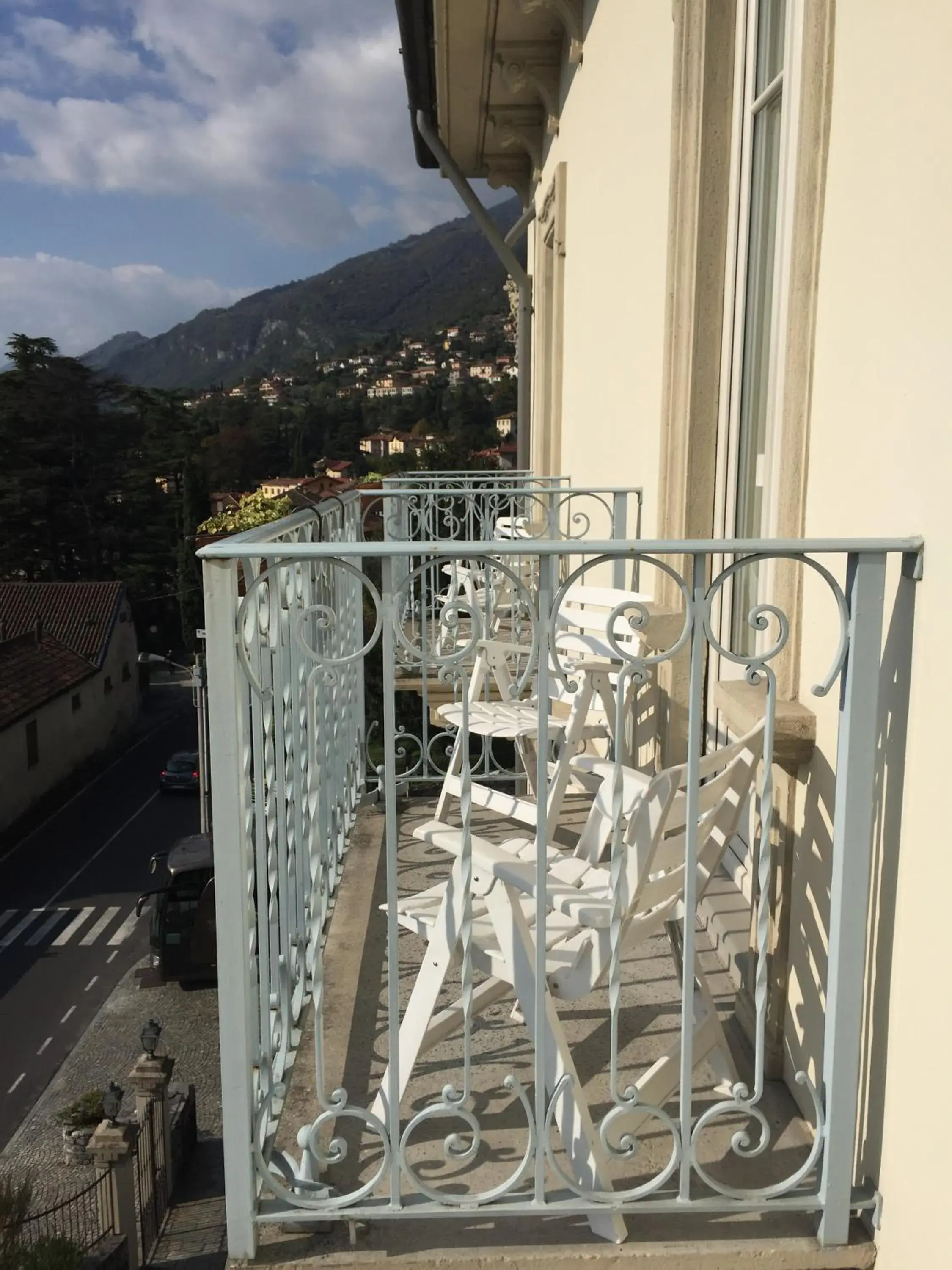 Double Room (1 Adult) - single occupancy in Hotel Lario Double Room (1 Adult) - single occupancy in Hotel Lario